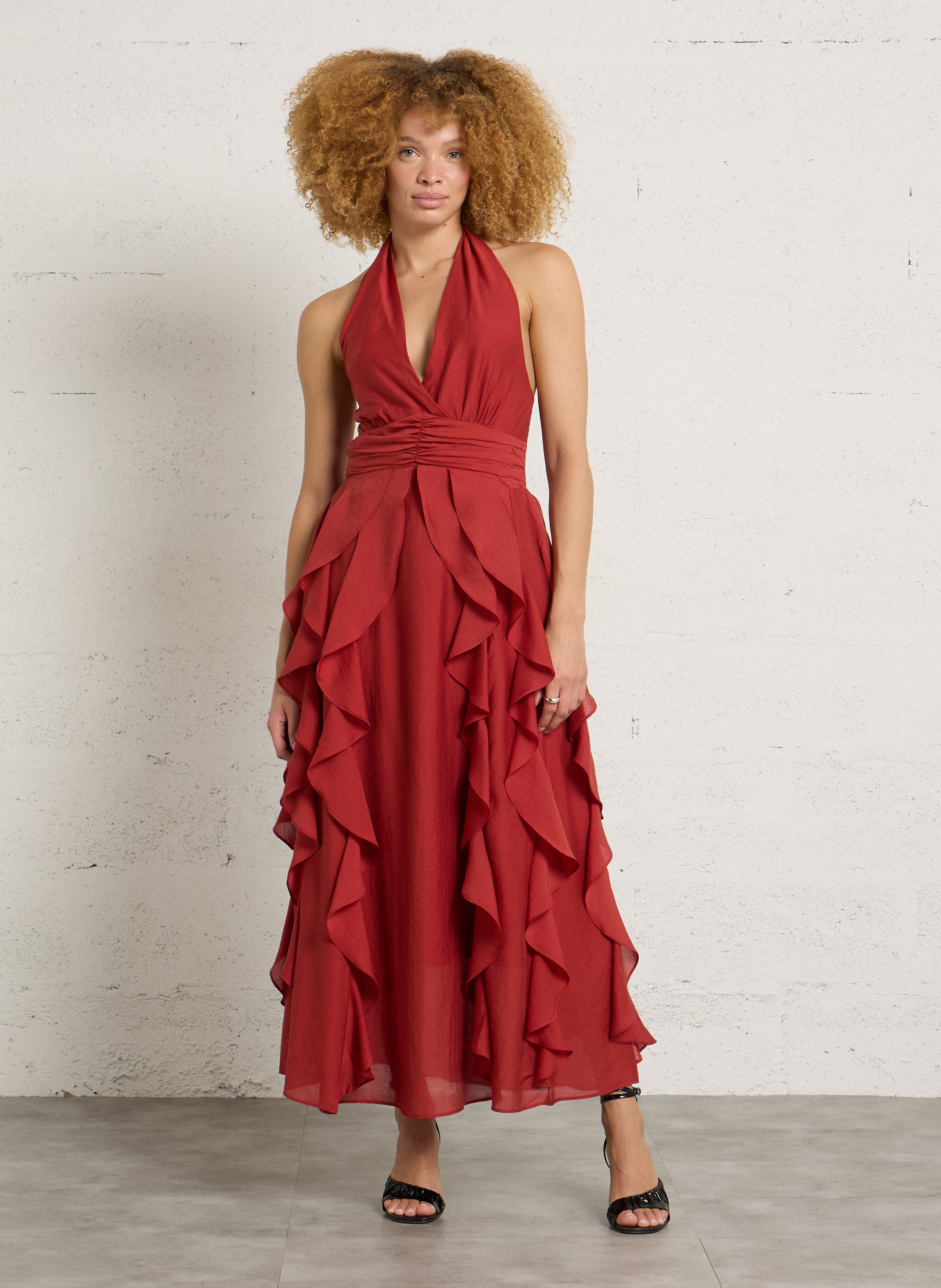 Long dress with ruffled open back THE KORNER Red