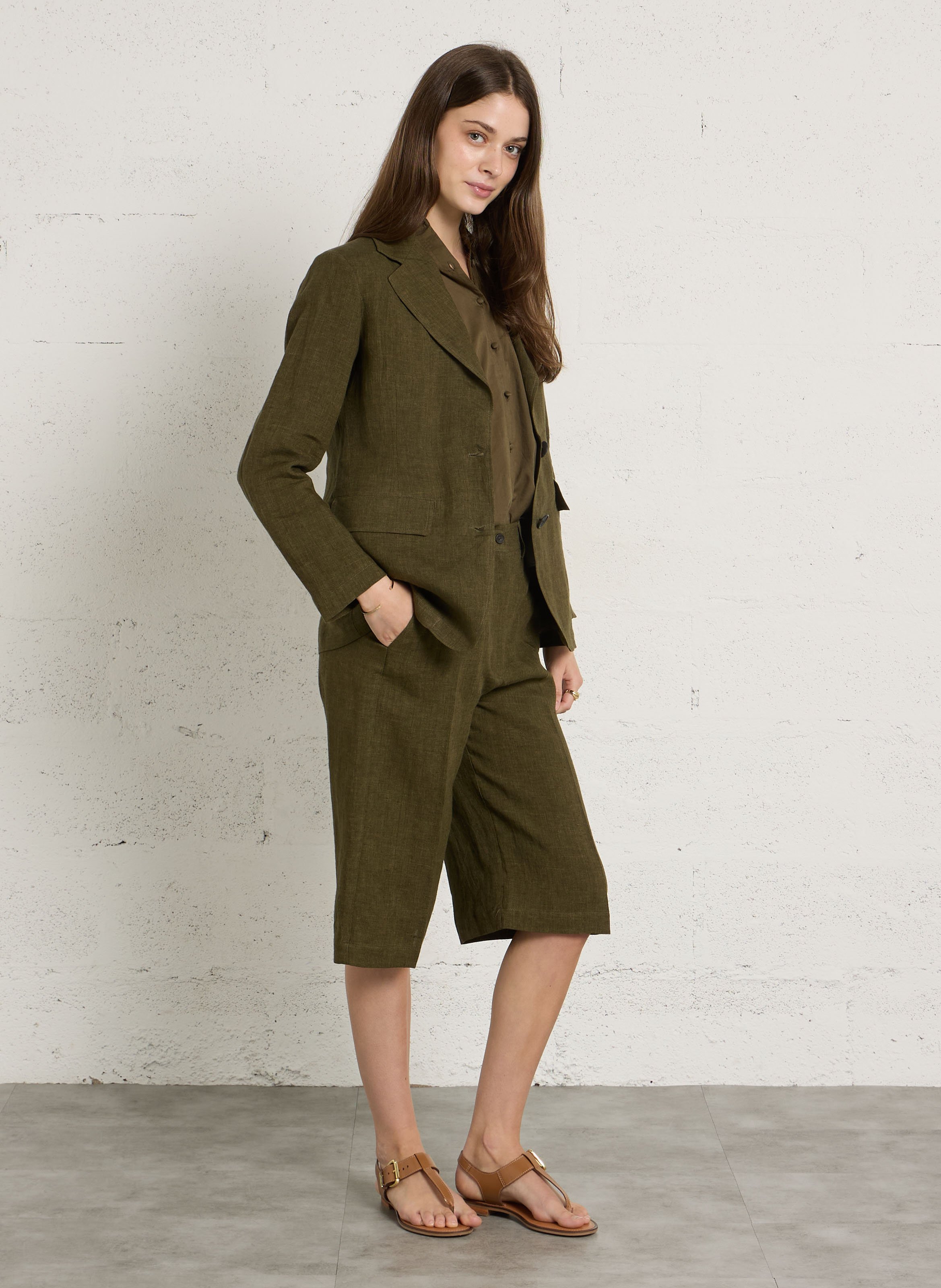 Veste tailleur droite en lin Kaki