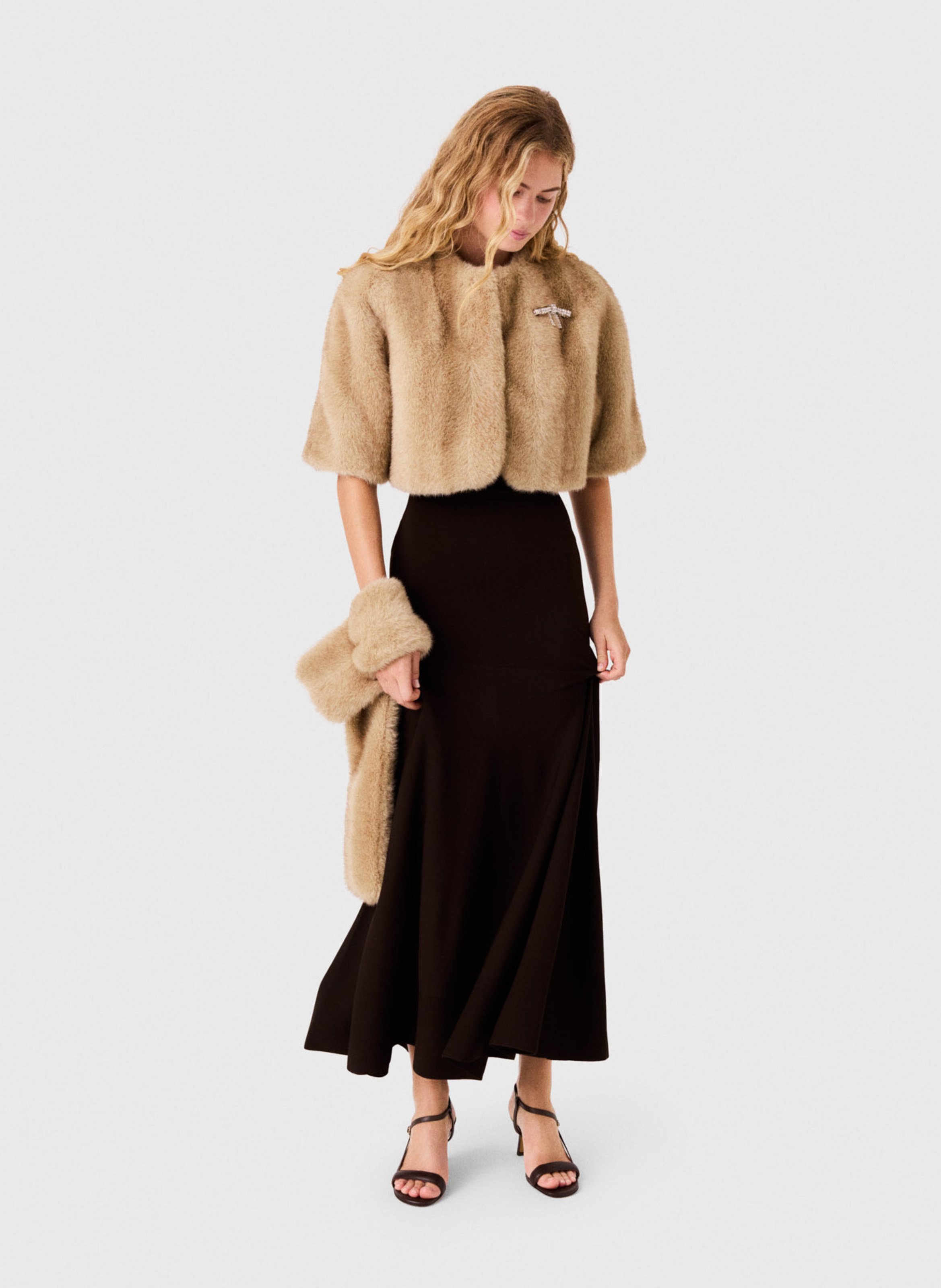 Korte, ruimvallende jas met faux fur-effect MAJE Beige