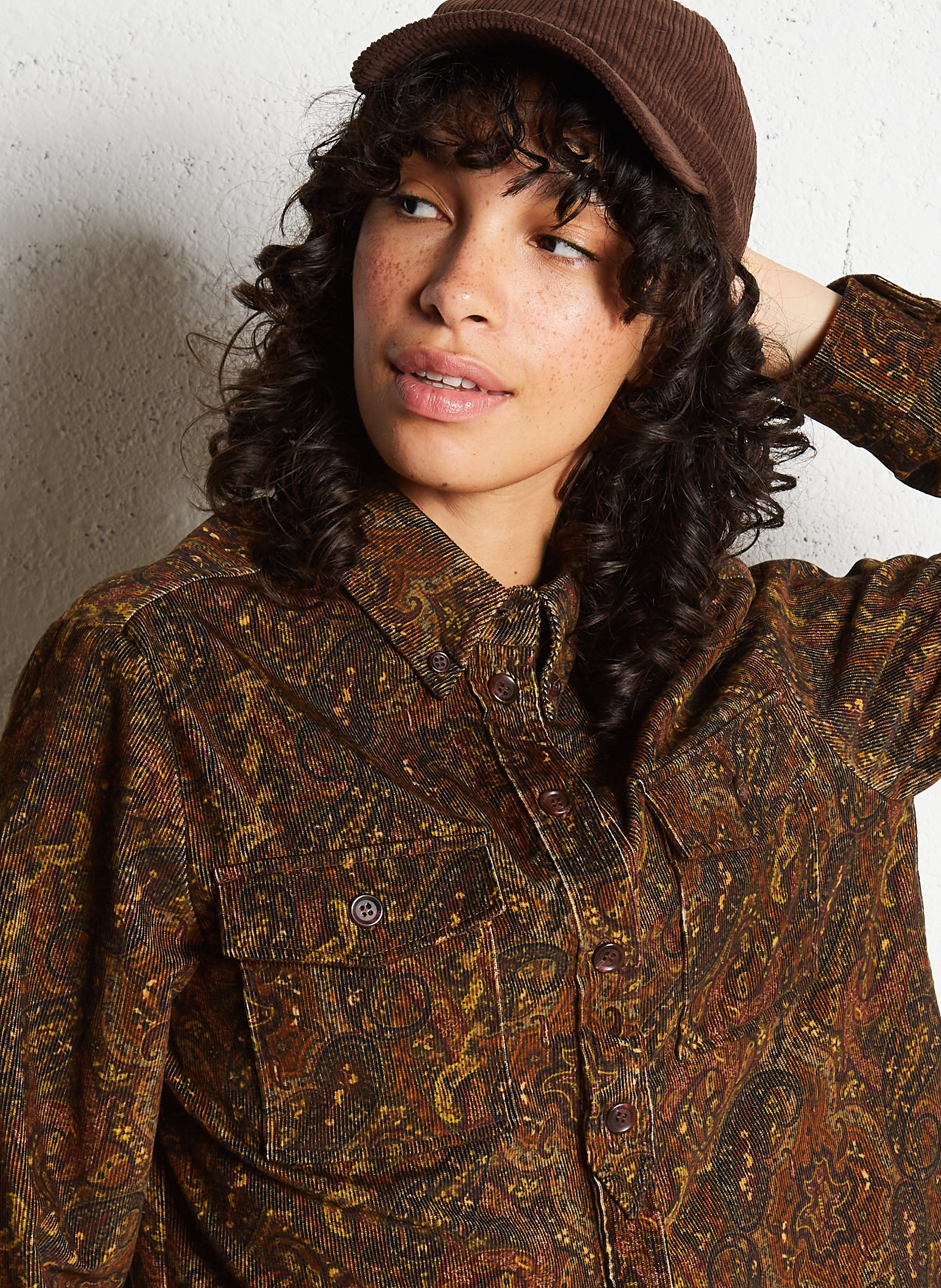 Korte corduroy blouse met print SUZIE WINKLE Bruin