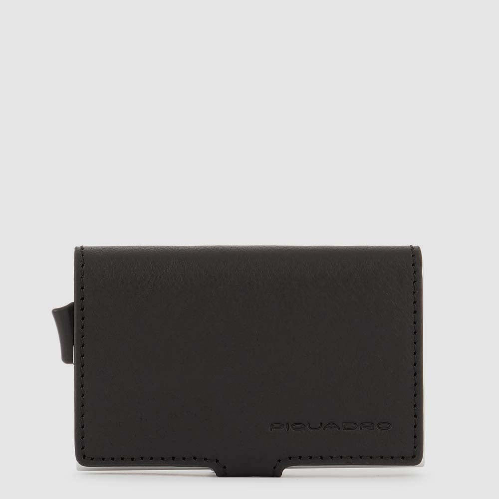 - 100% leather, - 6 cardholder slots, - 1 central compartment, - Size: L10 x H7 cm. PIQUADRO