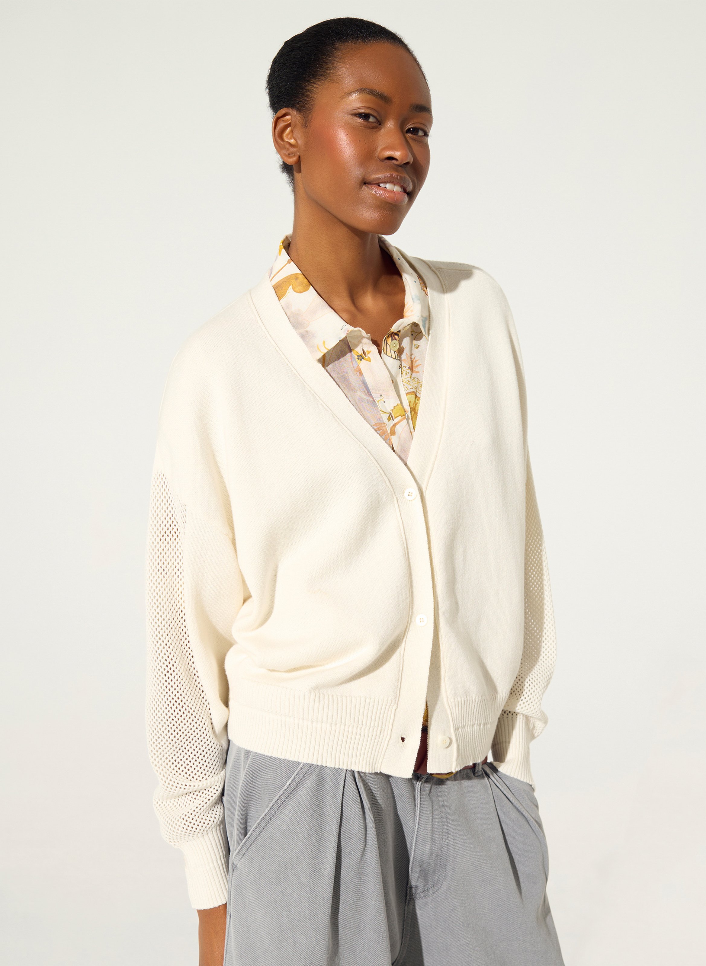 Loose V-neck sleeveless cardigan in cotton and cashmere COTELAC White