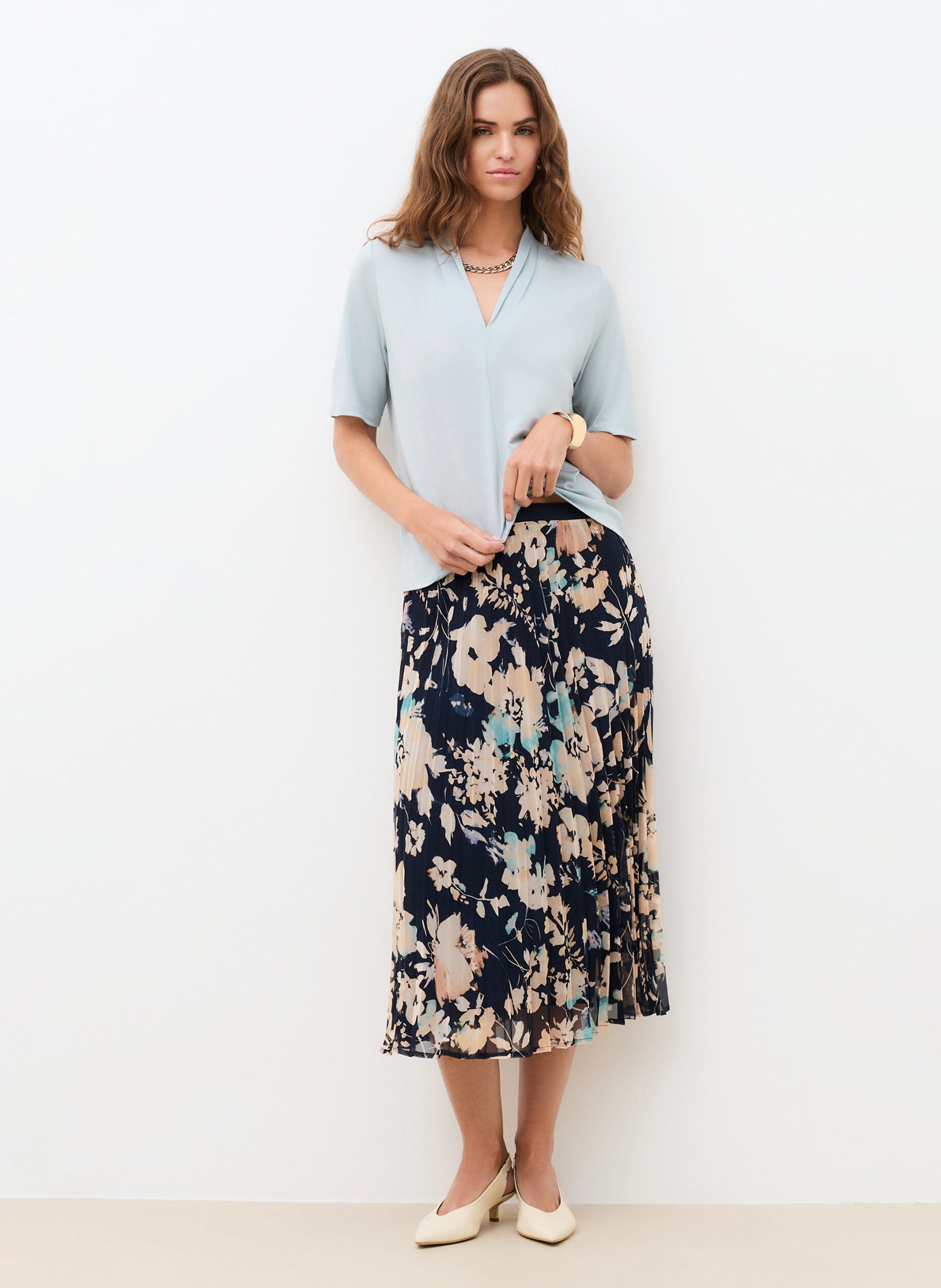 Tee-shirt fluide col V uni CAROLL Bleu