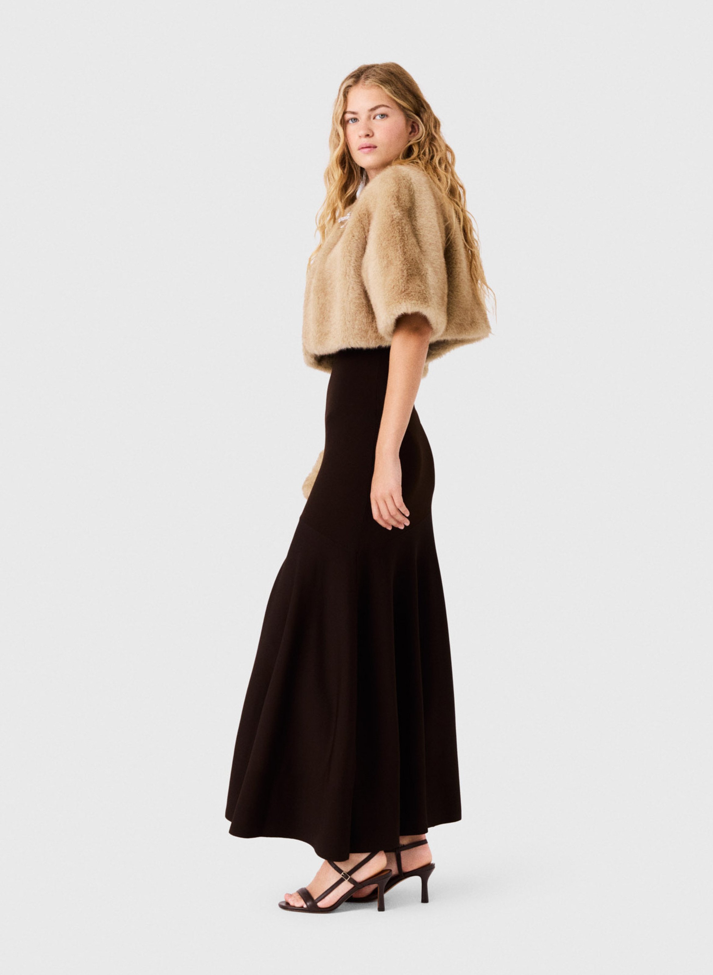 Korte, ruimvallende jas met faux fur-effect MAJE Beige