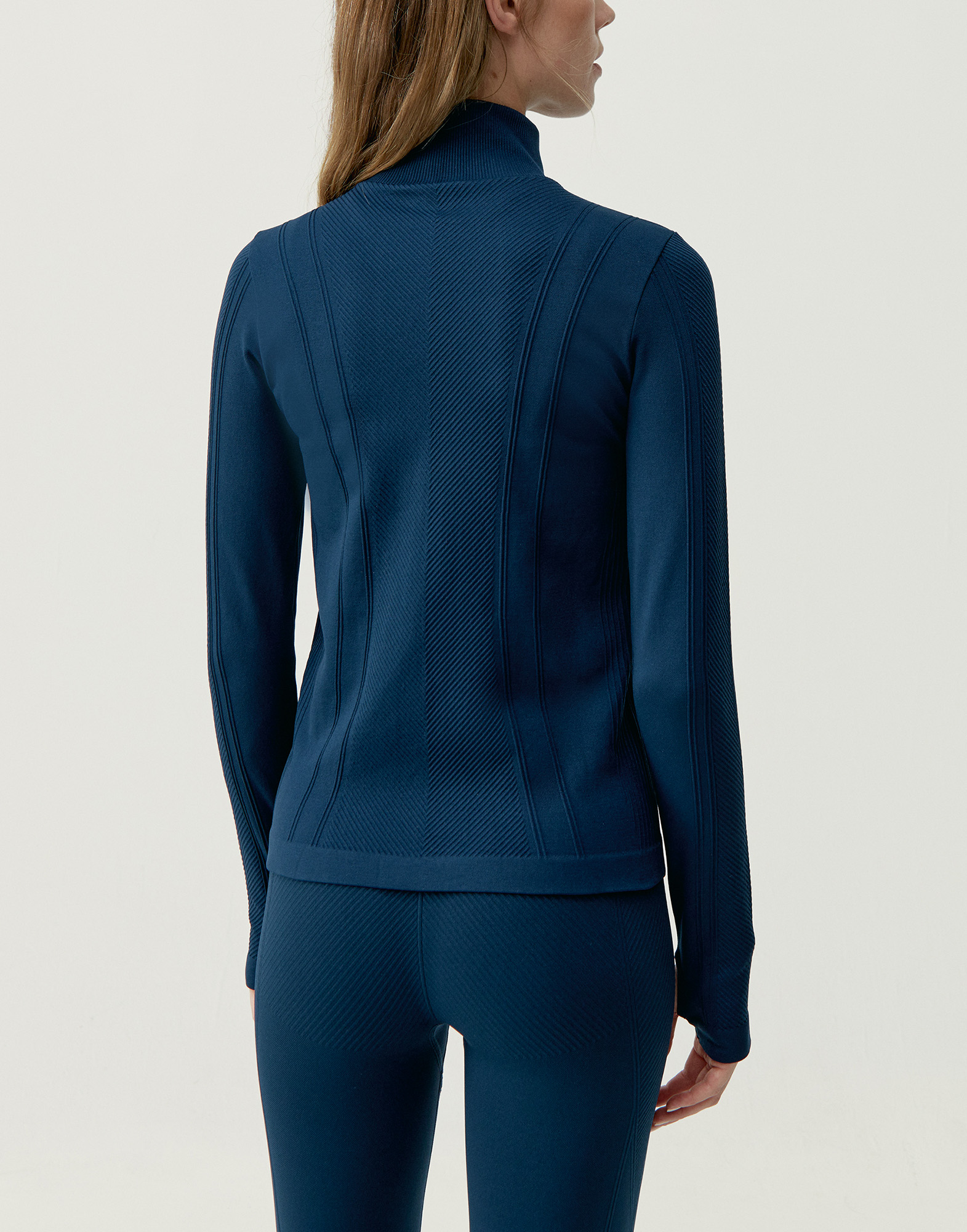 Seamless outer jacket Blue