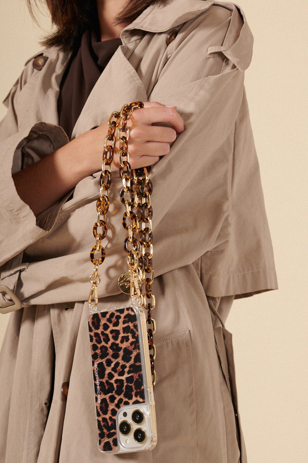 Resin phone chain LA COQUE FRANCAISE Brown