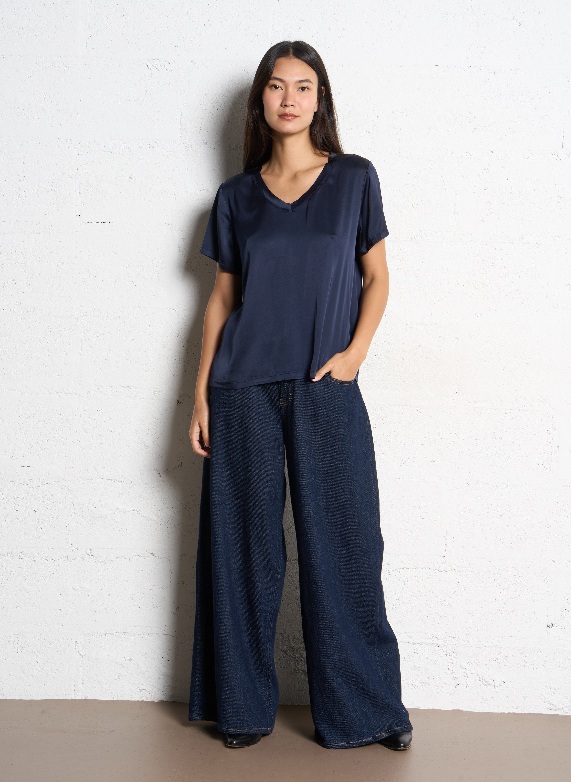 Satin V-neck oversized T-shirt SUD EXPRESS Blue
