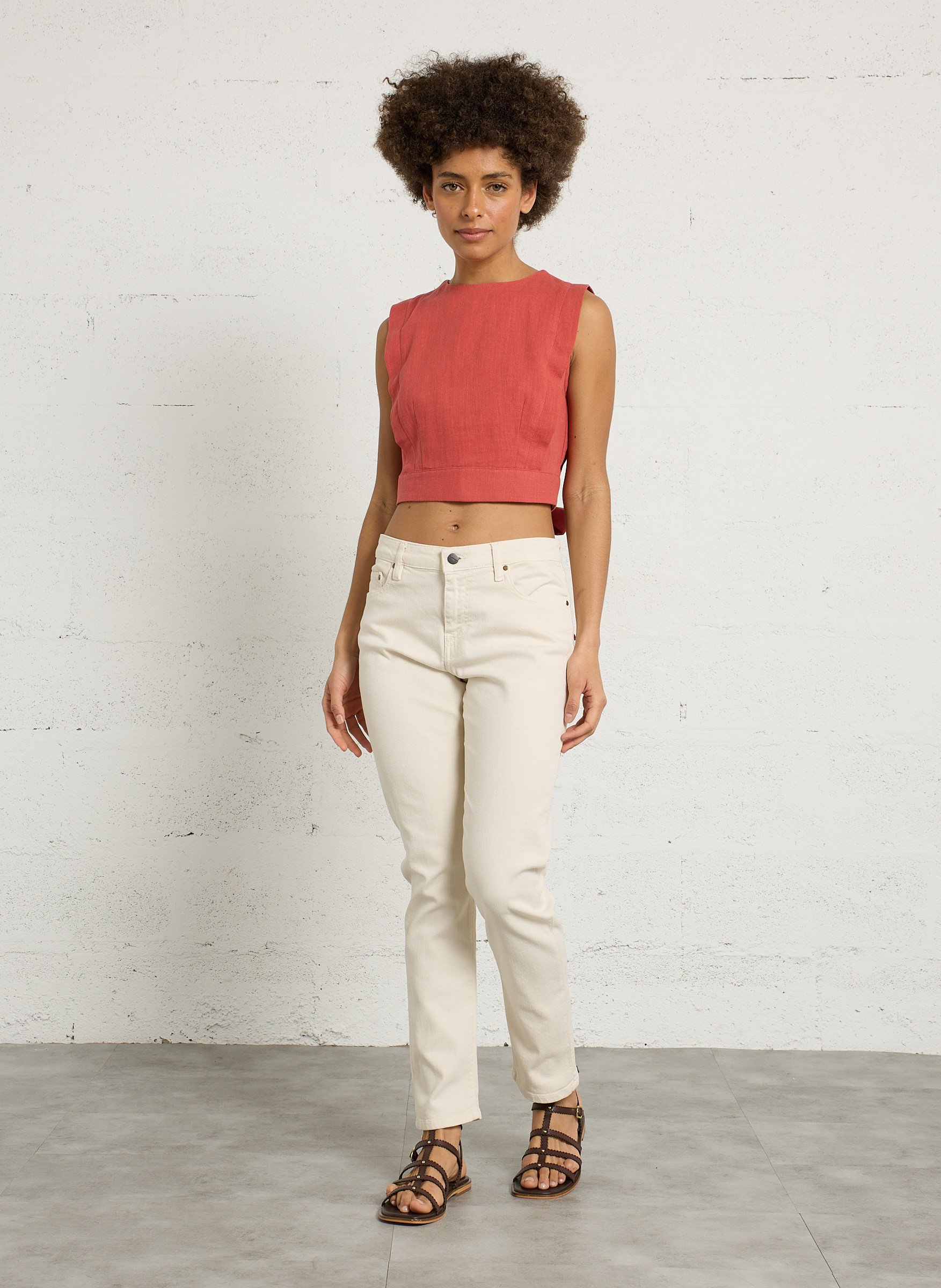 Top droit col rond en lin et coton mélangé THE KORNER Rouge