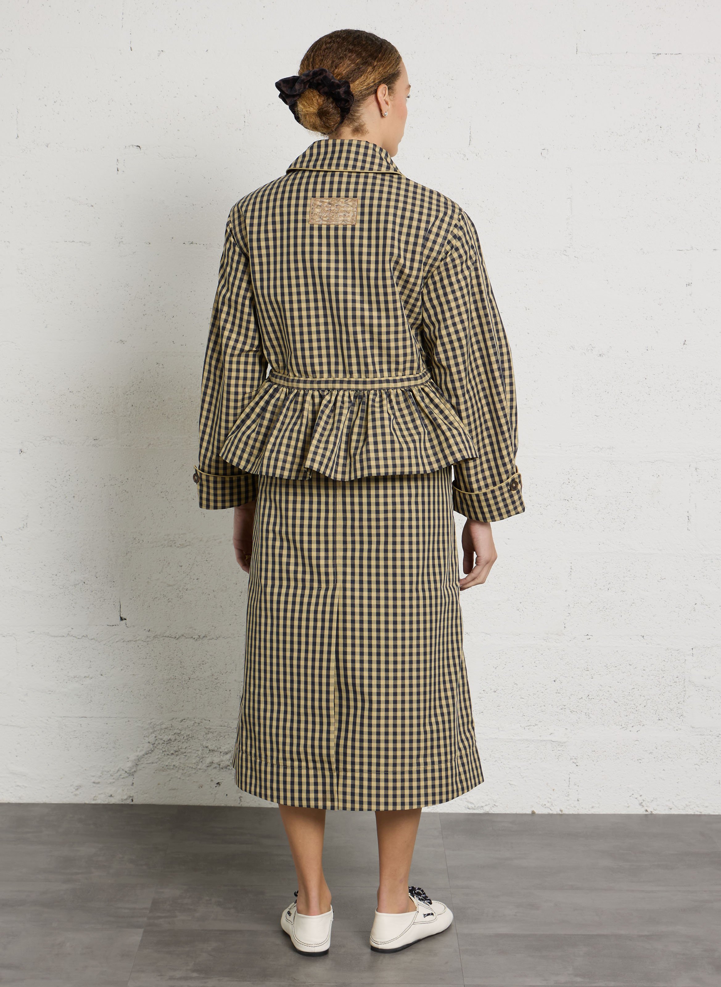 Oversized trenchcoat met klassieke kraag in biologisch katoenmix met print. DAMSON MADDER Blauw