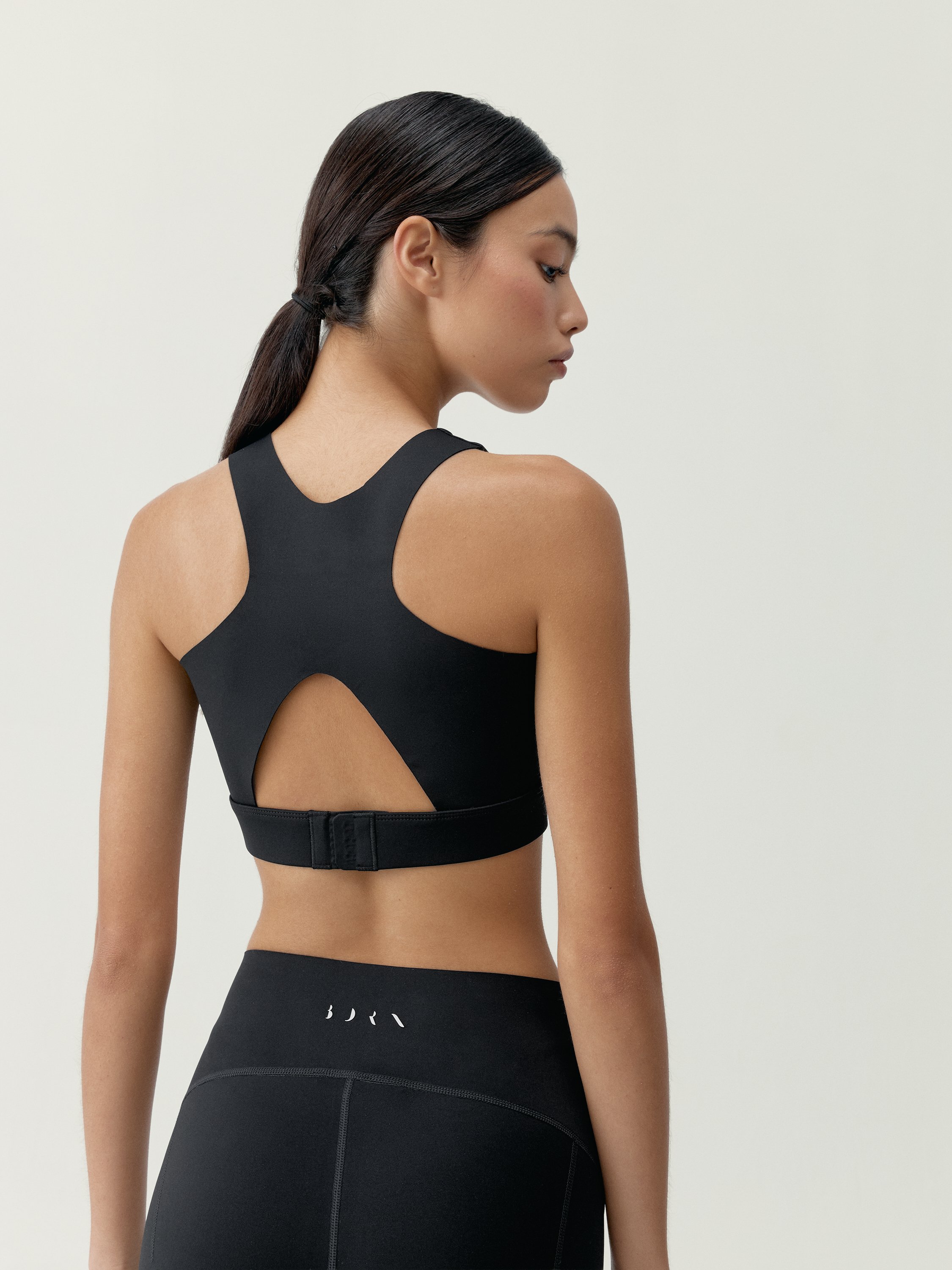 Women's high support shaping sports bra BORN Black