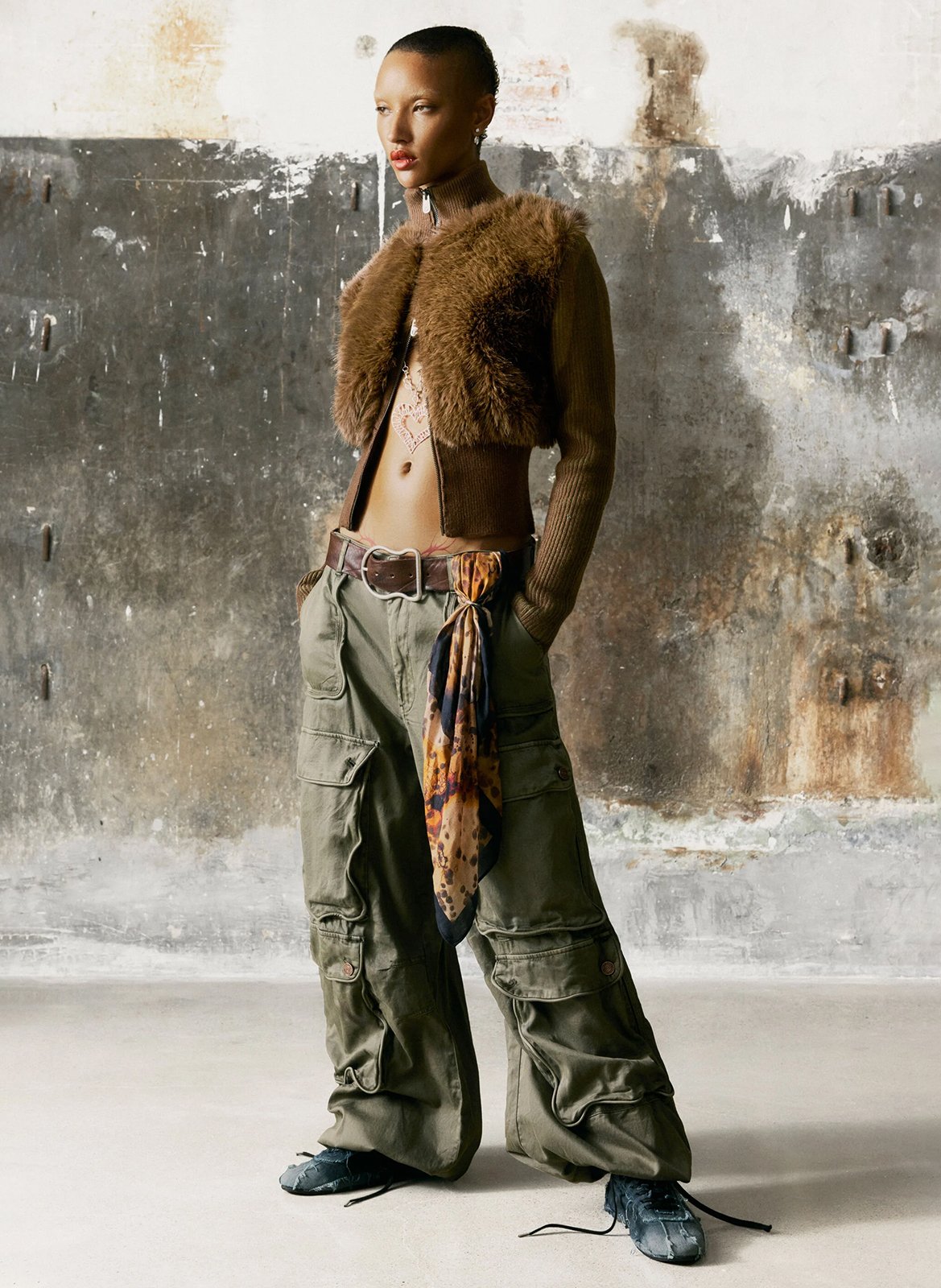 Gilet col montant  DESIGUAL Marron