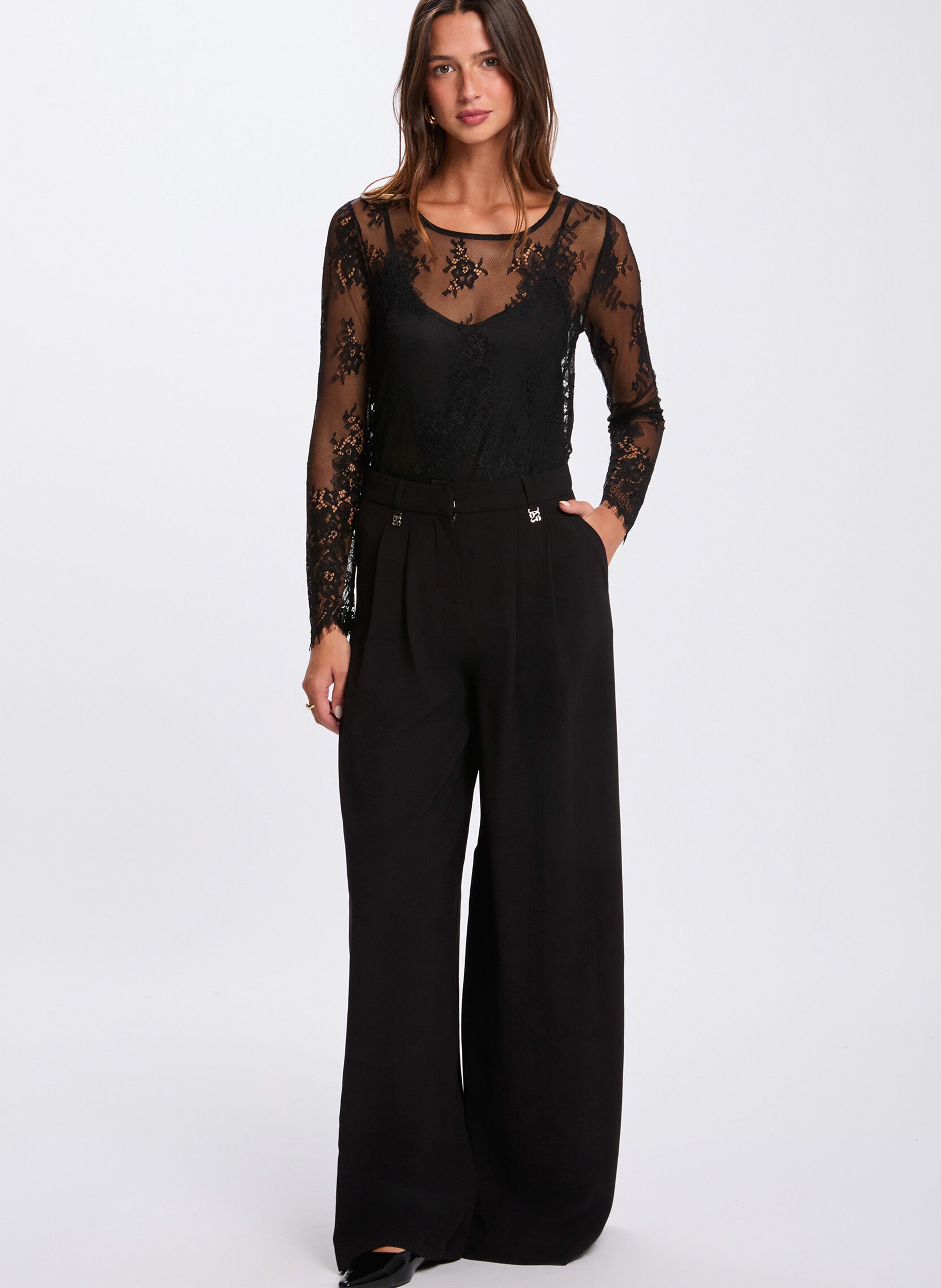 Tee-shirt droit en dentelle MORGAN Noir