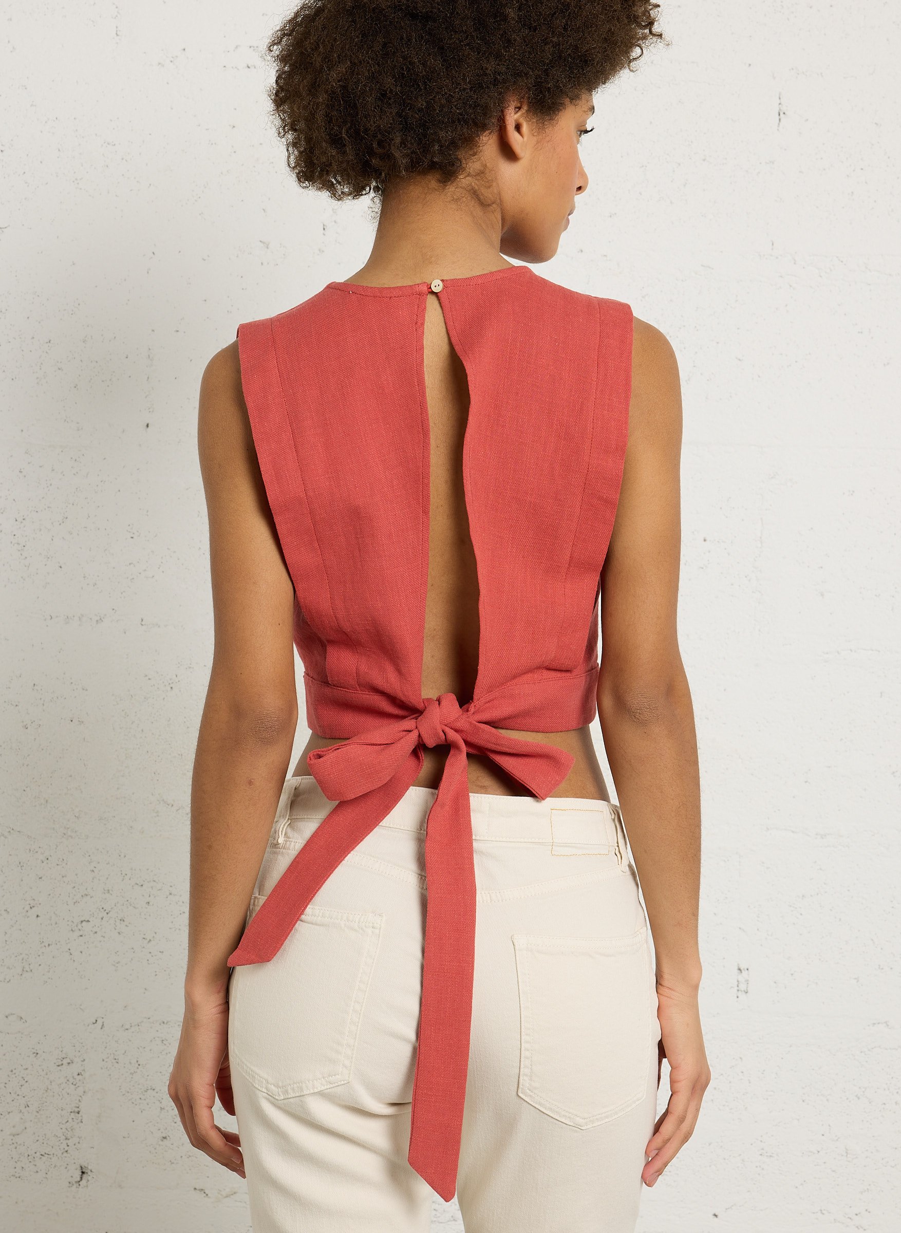 Top droit col rond en lin et coton mélangé THE KORNER Rouge