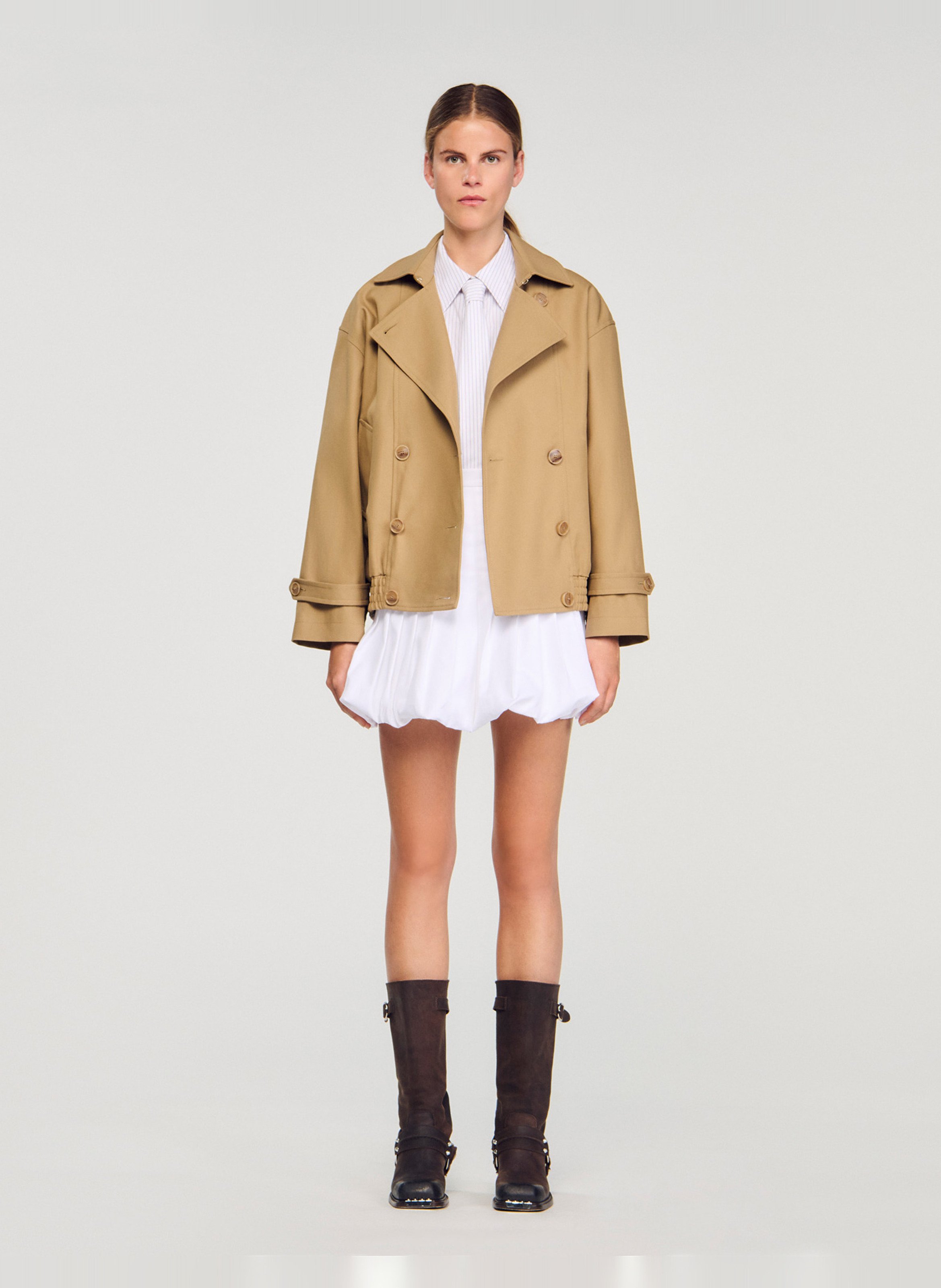 Korte oversized trenchcoat van katoen. SANDRO Beige