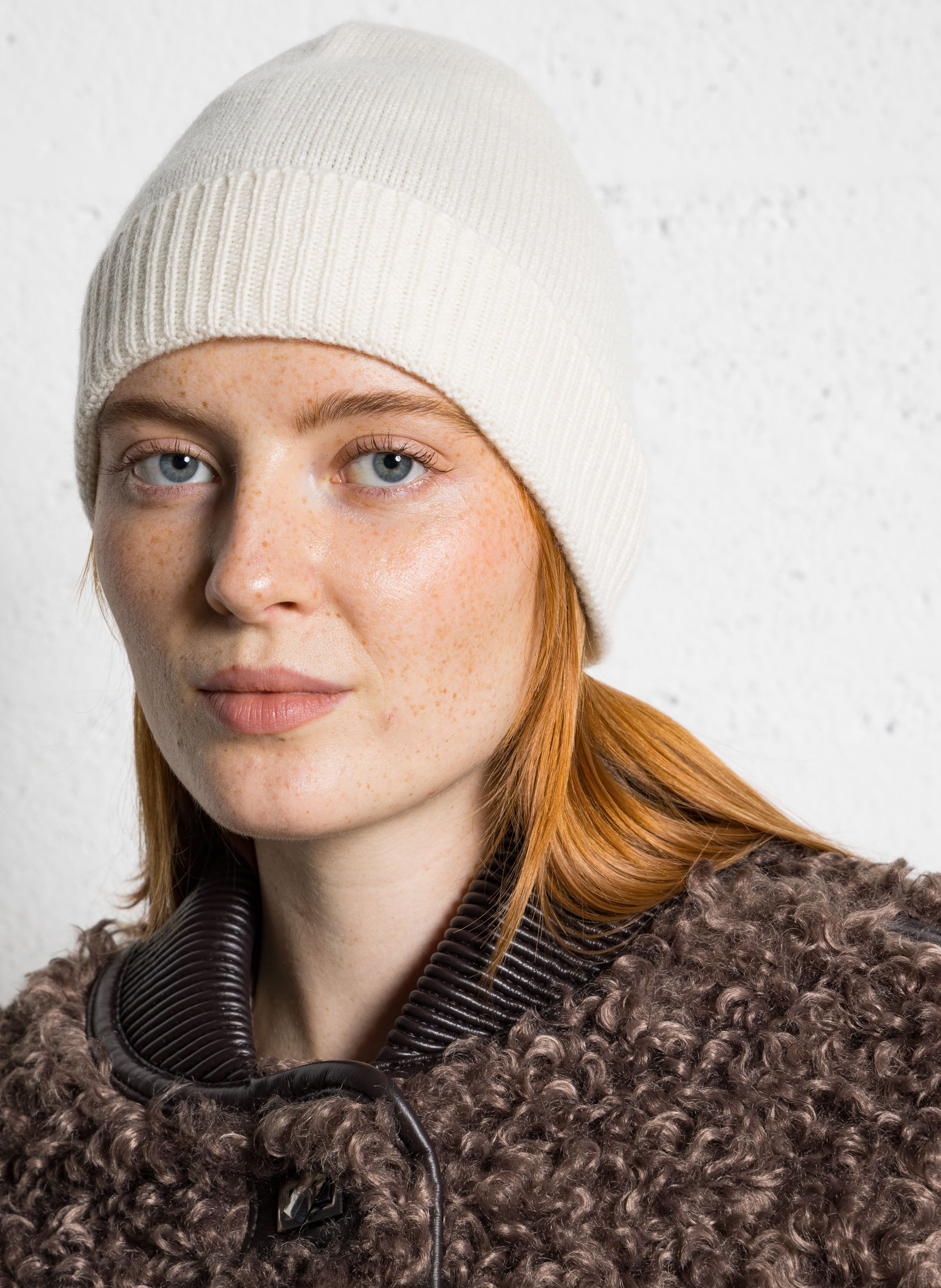 Kasjmieren mutsen AU PRINTEMPS PARIS