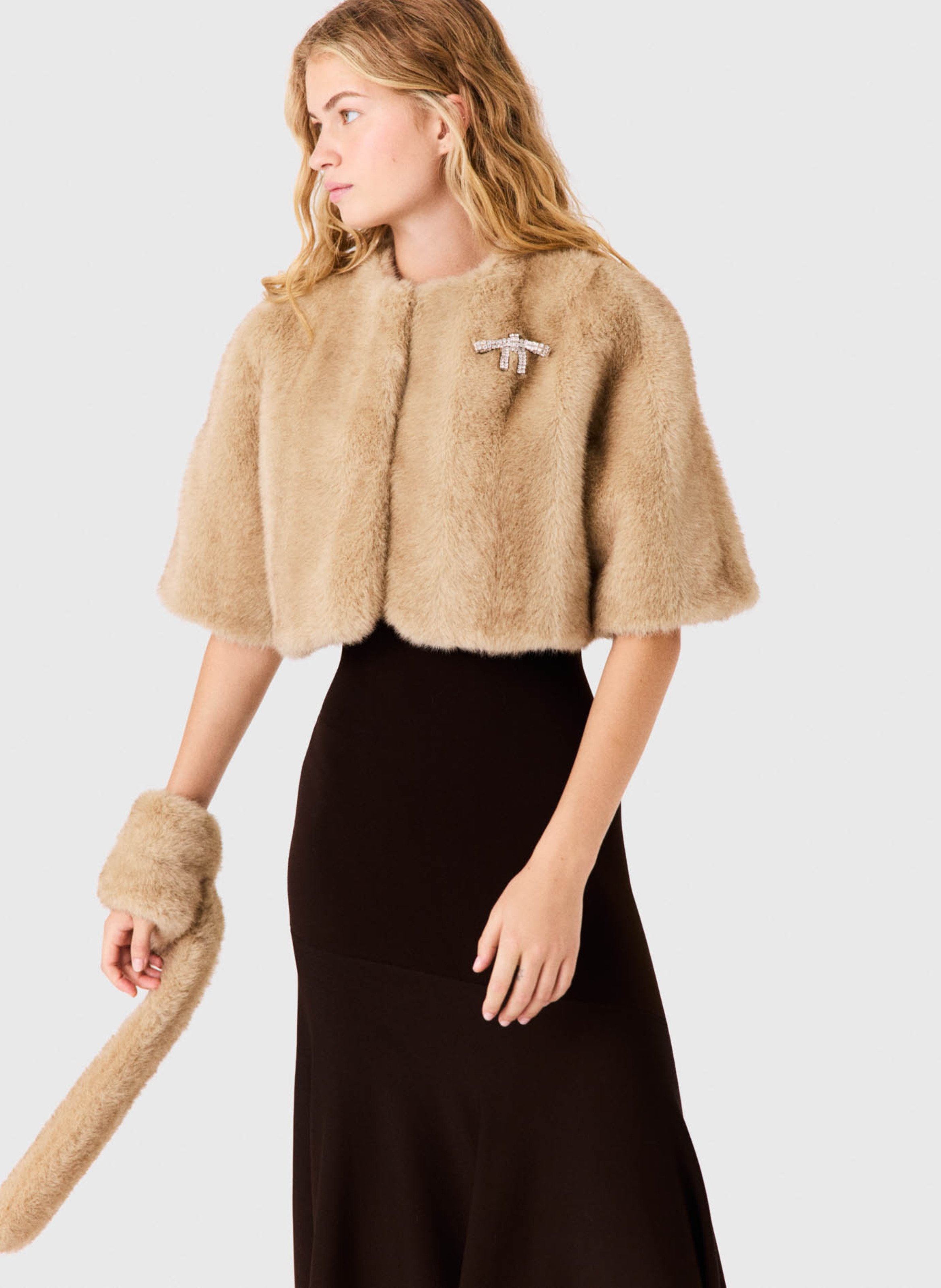Korte, ruimvallende jas met faux fur-effect MAJE Beige