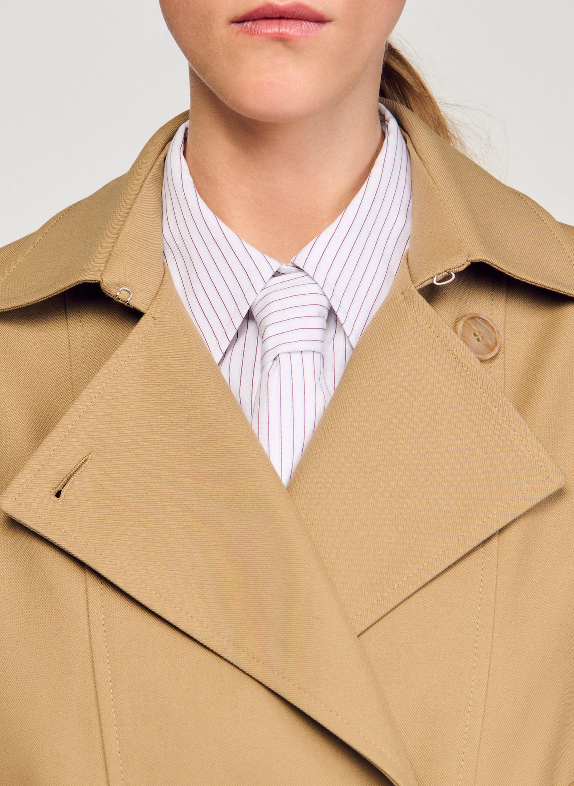 Korte oversized trenchcoat van katoen. SANDRO Beige