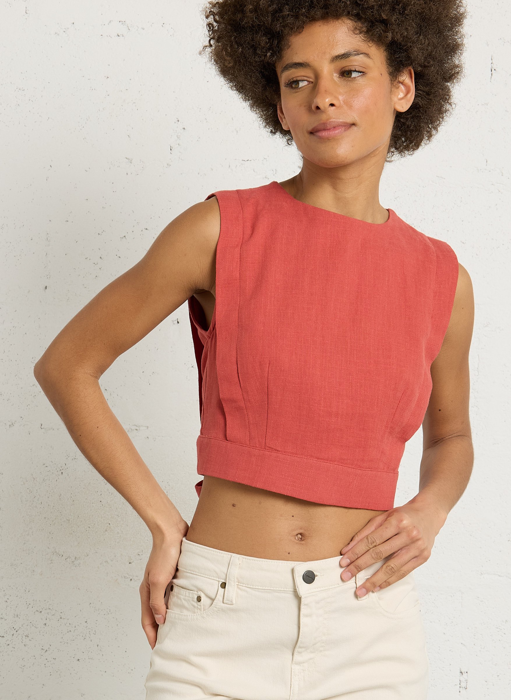 Top droit col rond en lin et coton mélangé THE KORNER Rouge