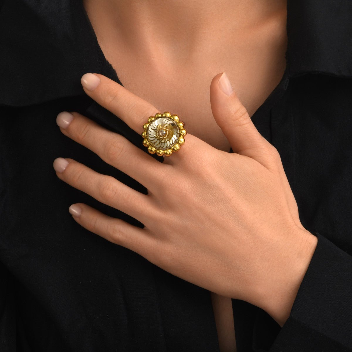 Adjustable round ring SATELLITE PARIS Golden