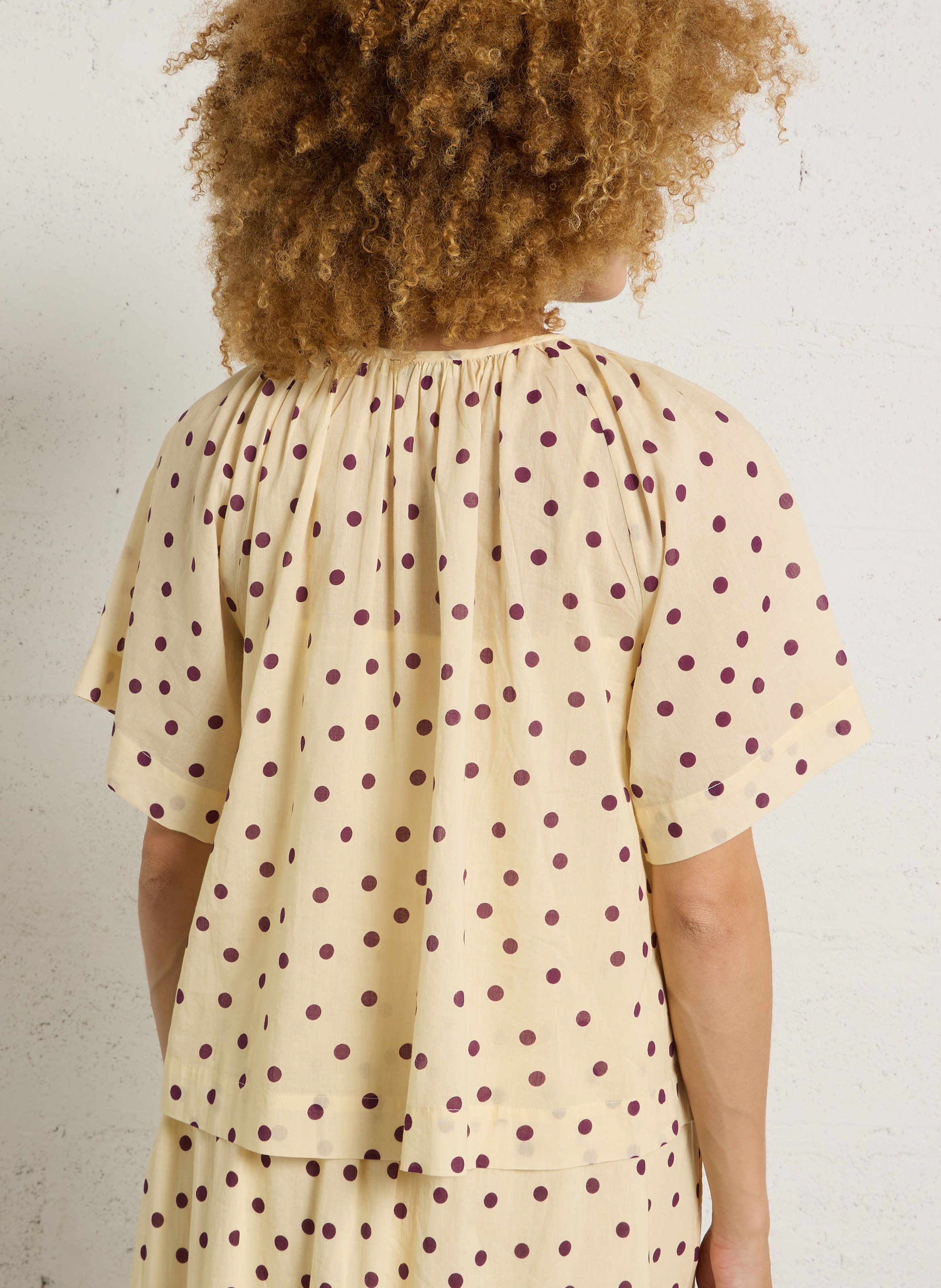 Gerader Baumwoll-Print-Top mit Rundhalsausschnitt BELLEPIECE Gelb