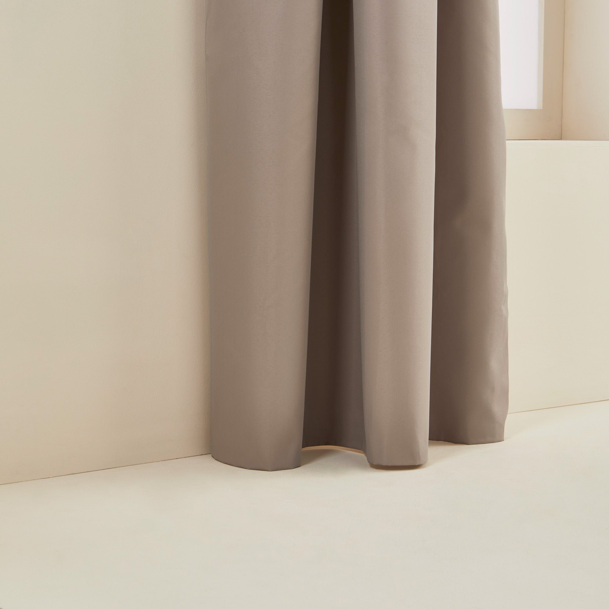 OCCULTANT - Blackout curtain with gathering tape MADURA Grey