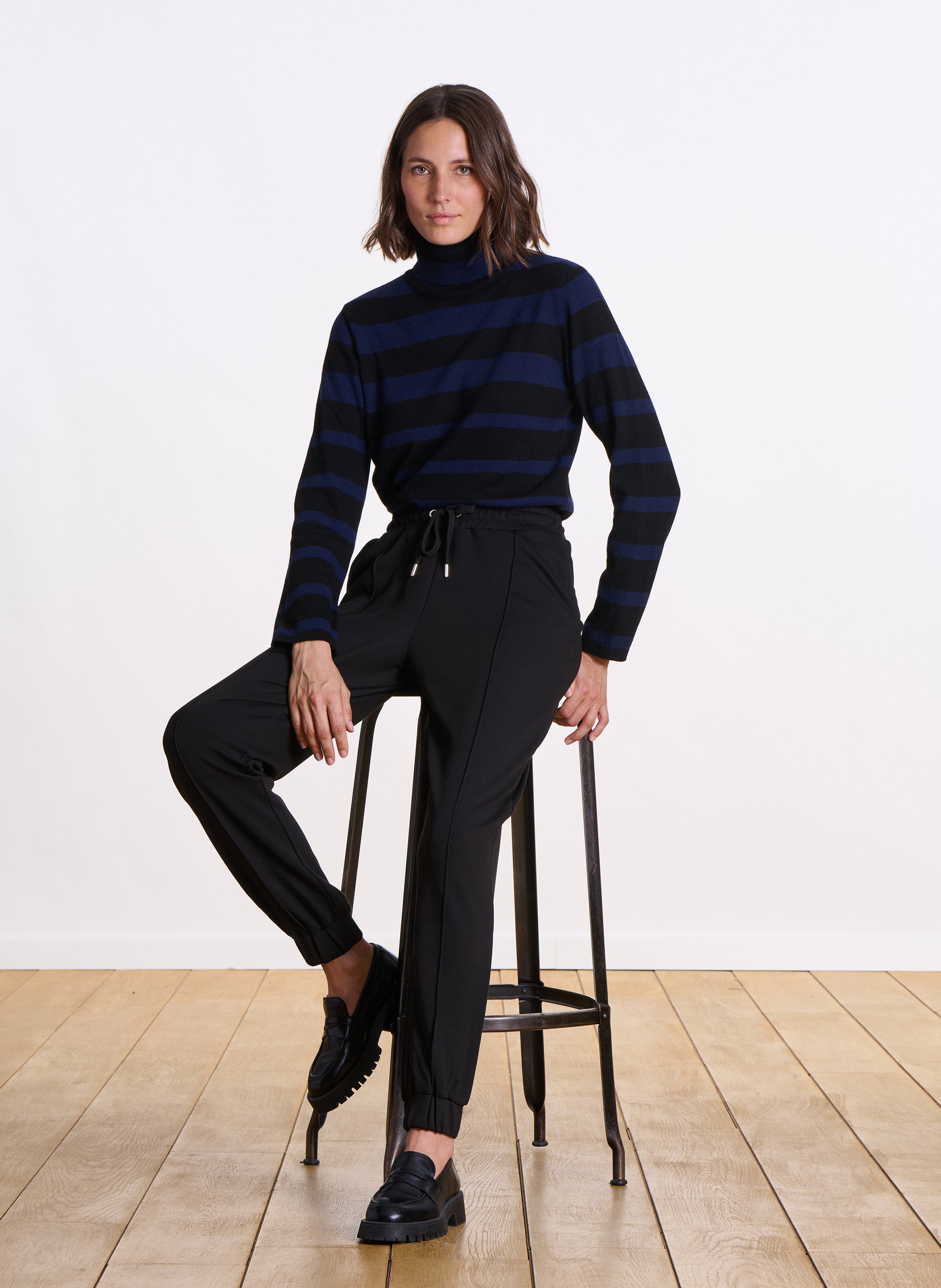 Misastreet straight jogging bottoms LA FEE MARABOUTEE Black