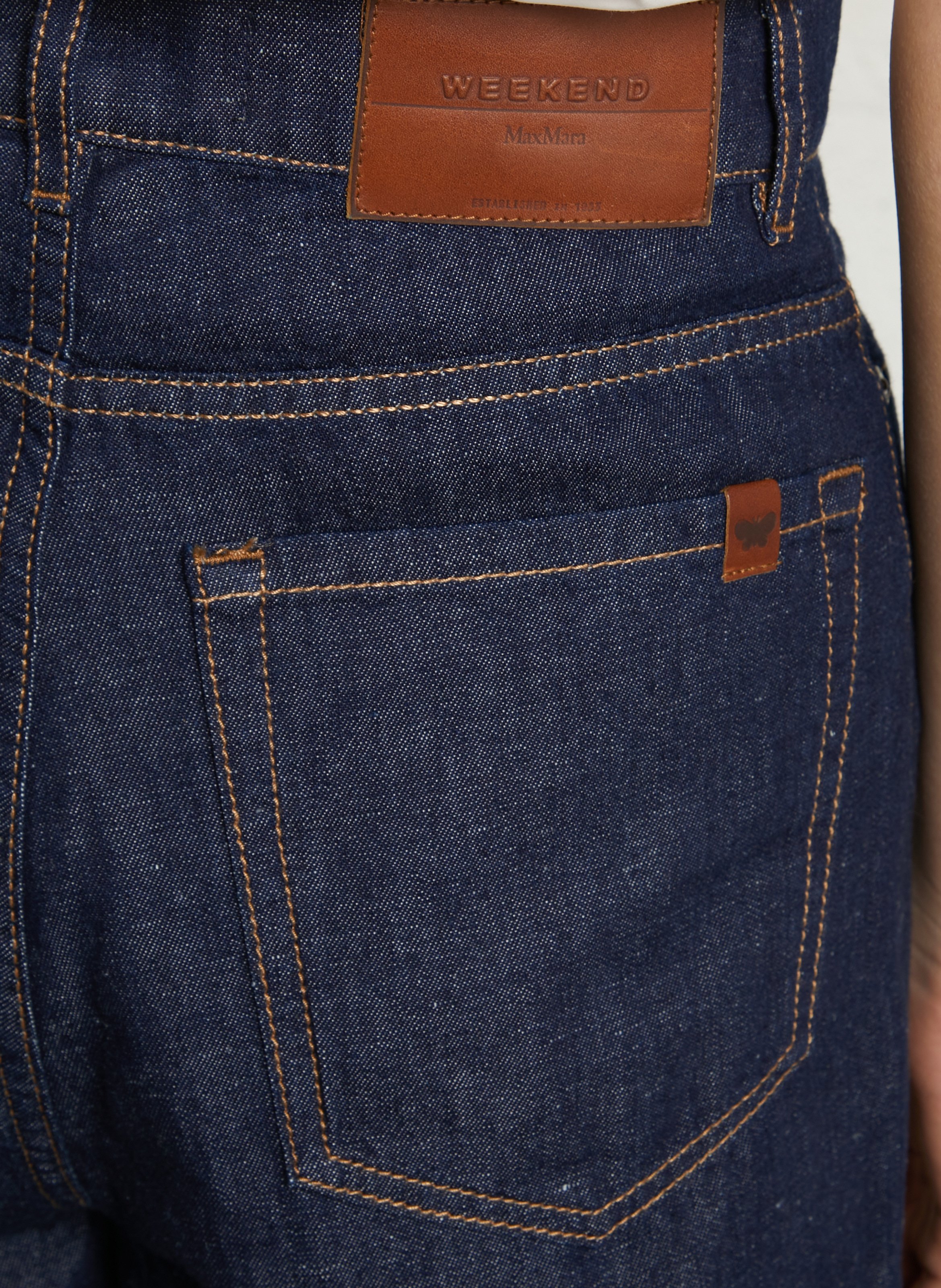 Hoge taille flared jeans van katoen en linnen. MAX MARA WEEK END Blauw