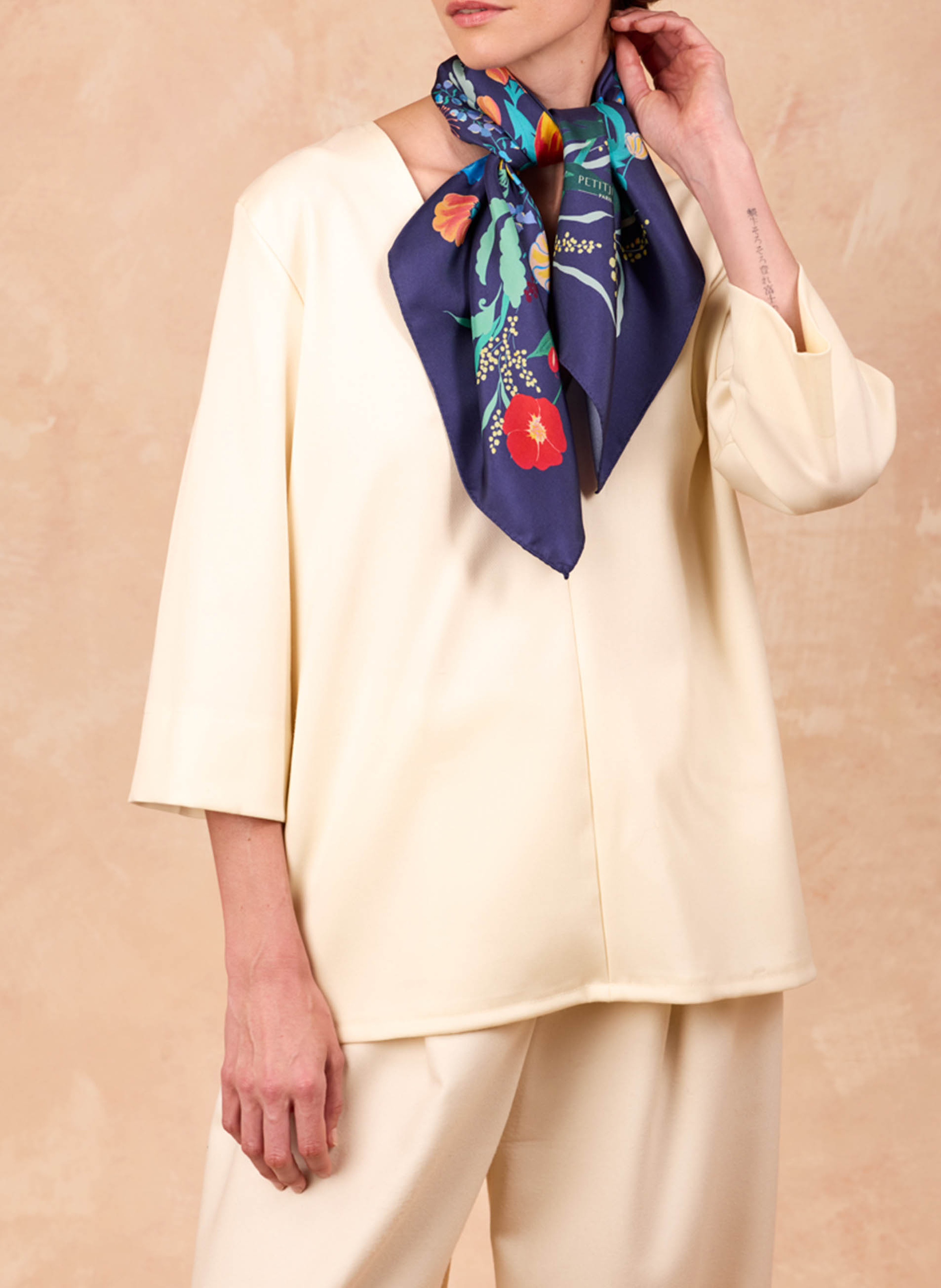 Azèque - Seidenfoulard PETITJEAN PARIS Blau