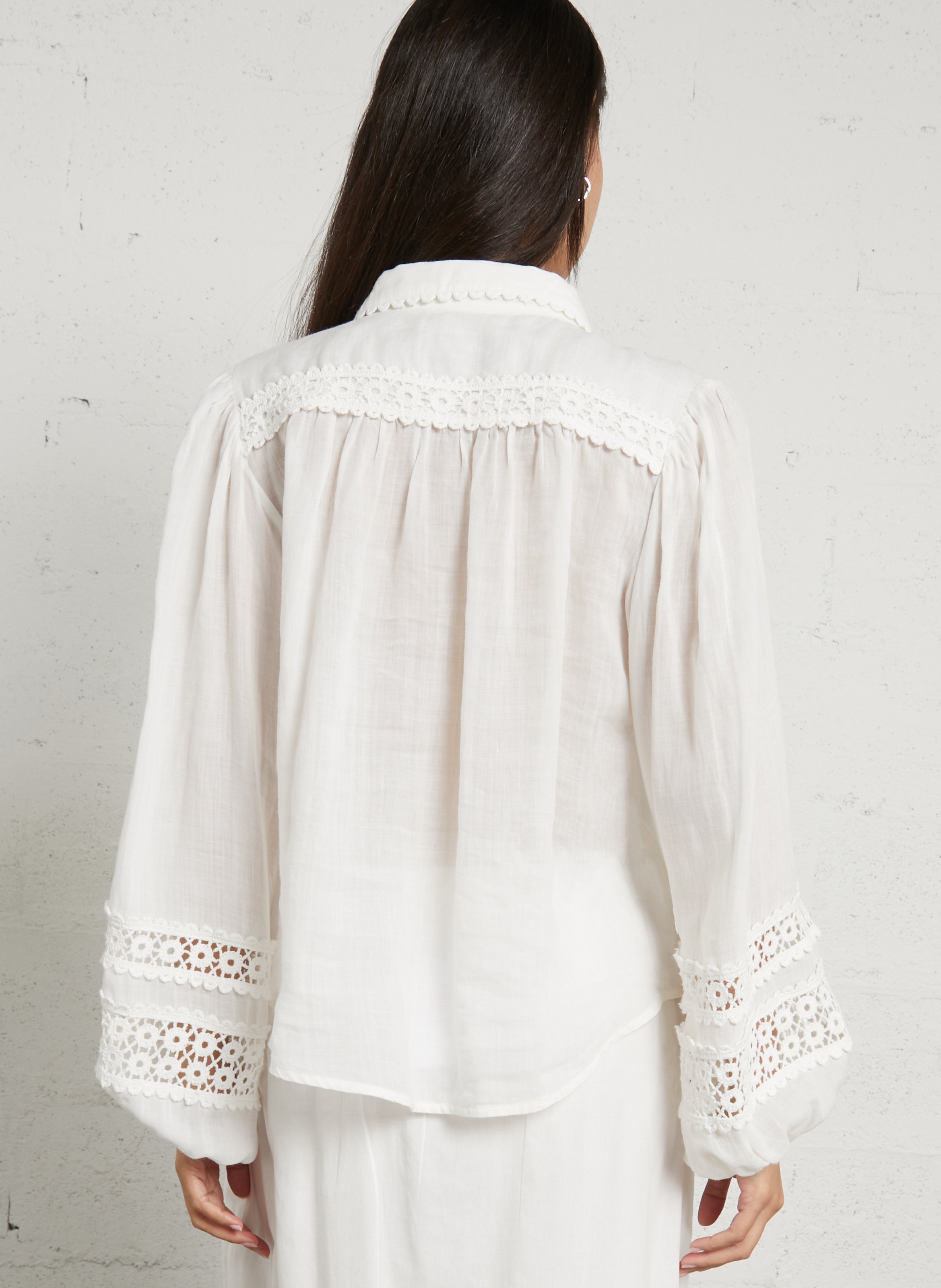 Chemise brodée col classique BERENICE Blanc