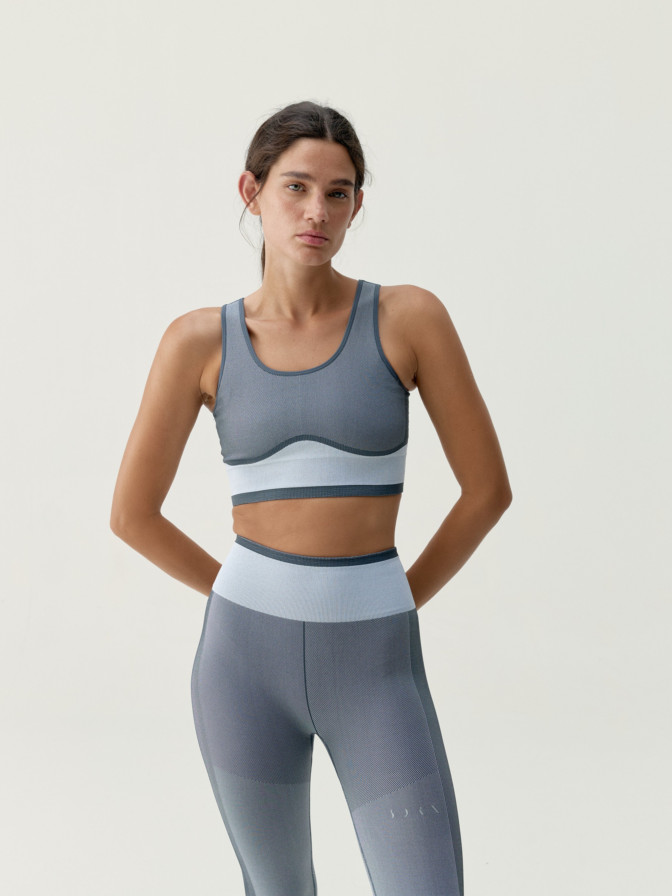 Women's sports bra oasis medium to high support sculpting effect BORN Blue