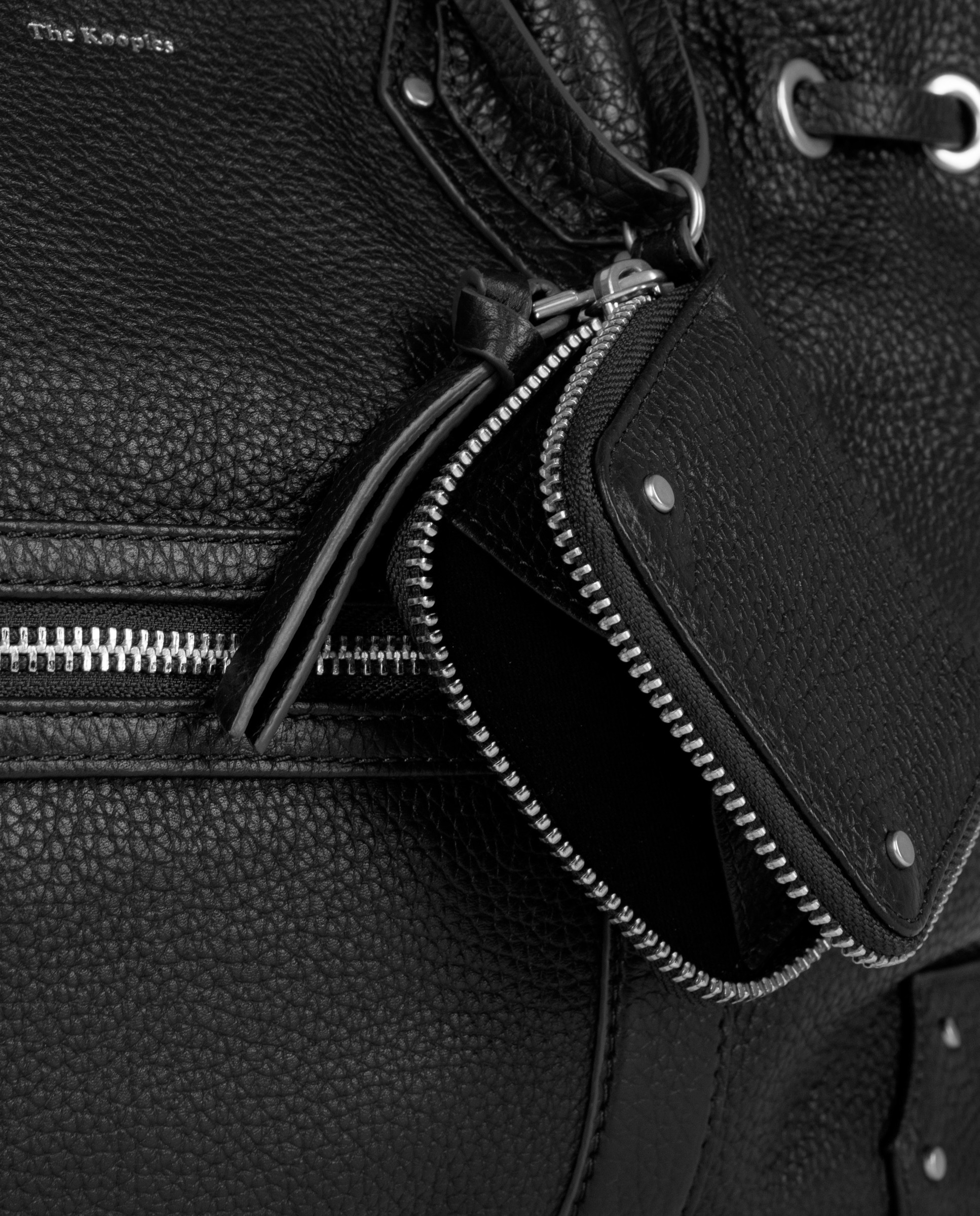 Ruched tote bag in grained leather Black