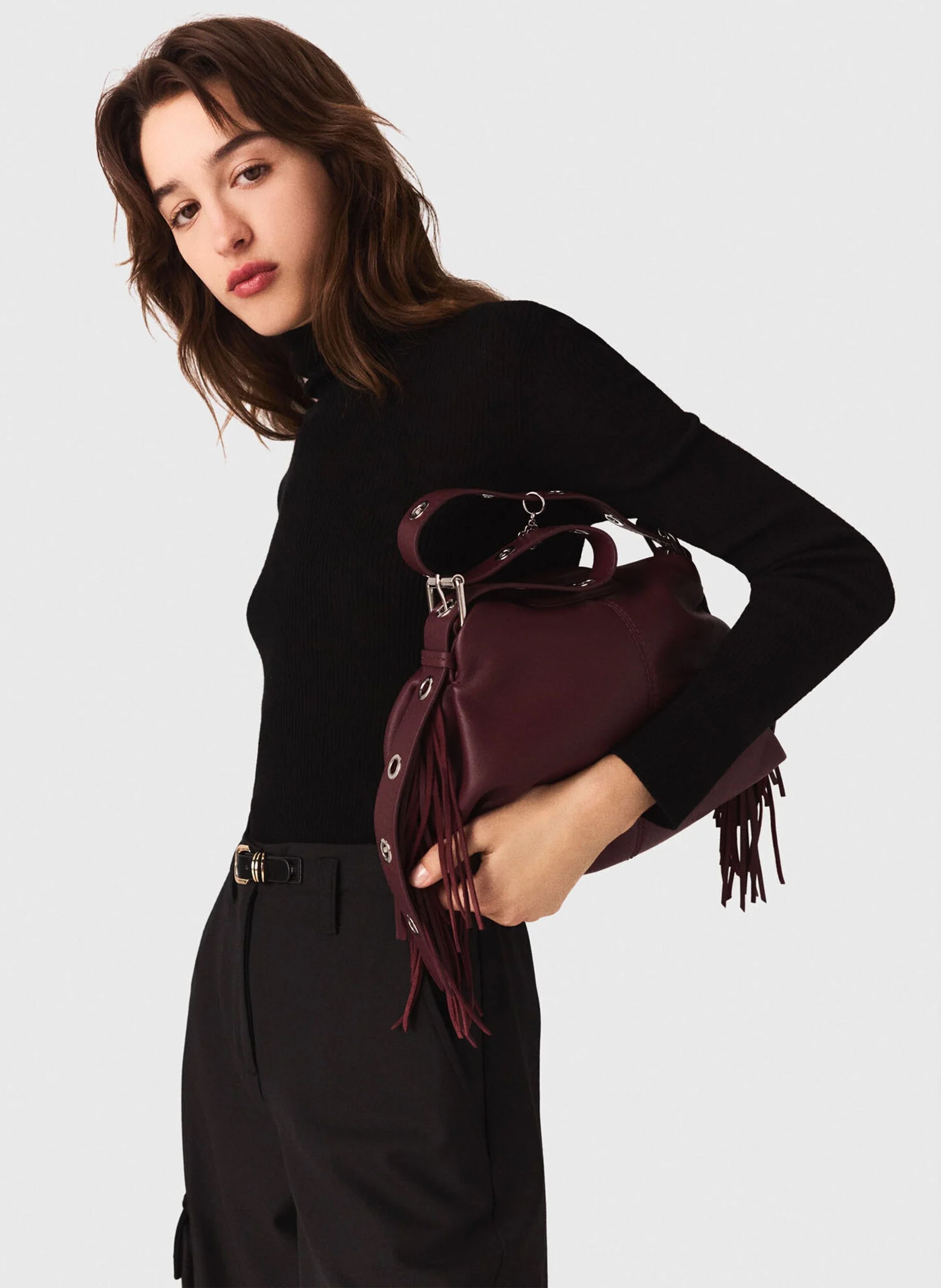 Pull moulant en laine et soie MAJE Noir