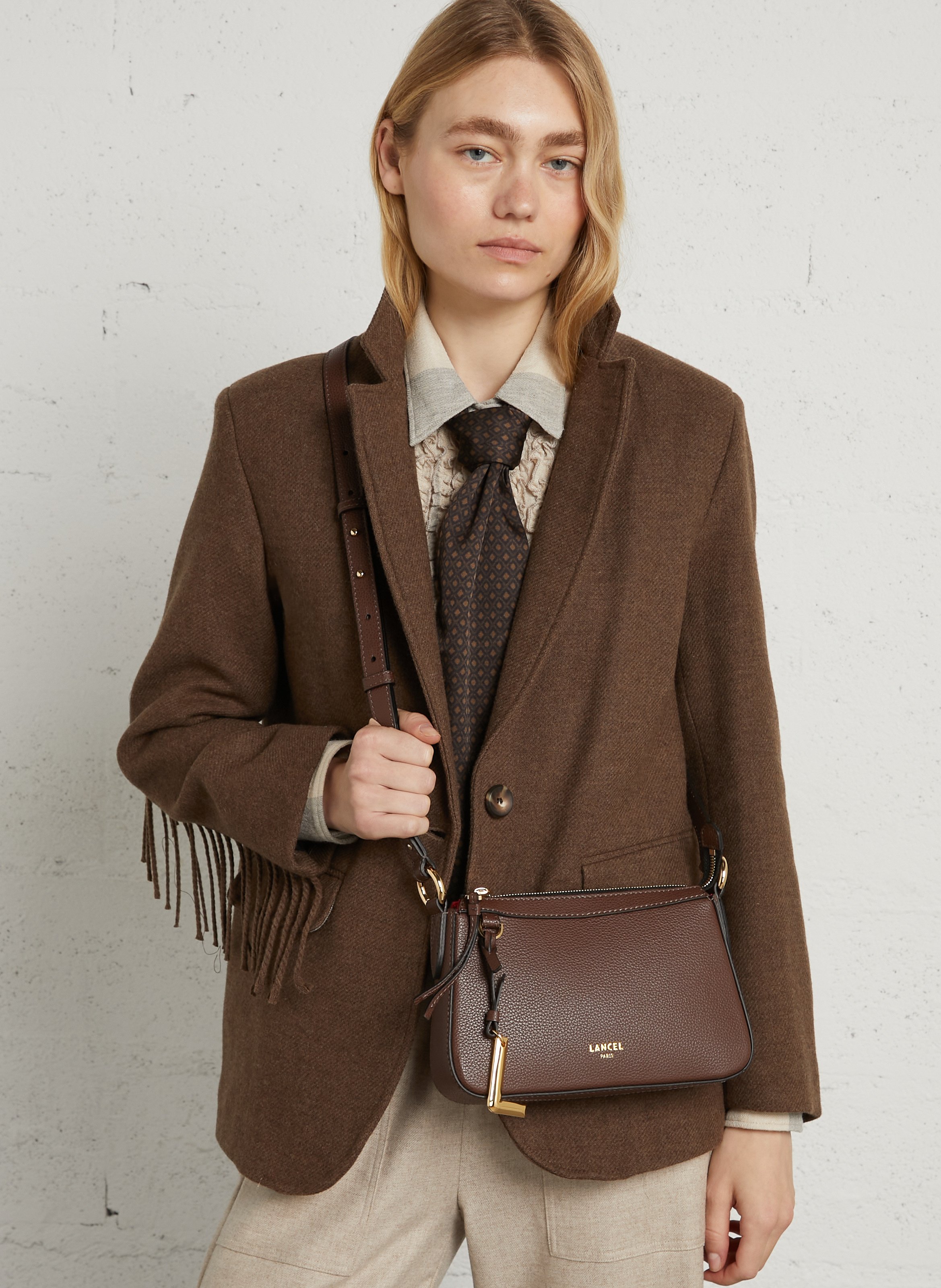 Dori leather shoulder bag LANCEL Brown