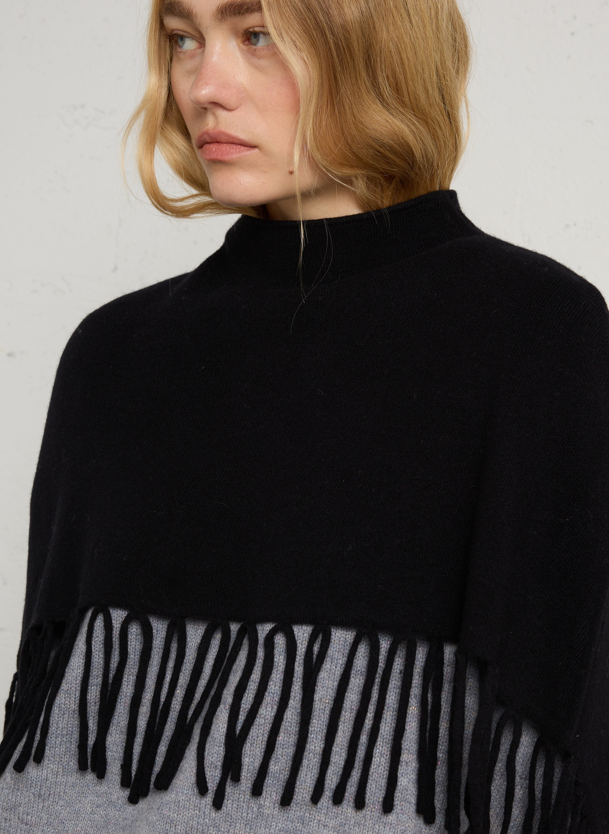 Poncho en laine BERENICE Noir