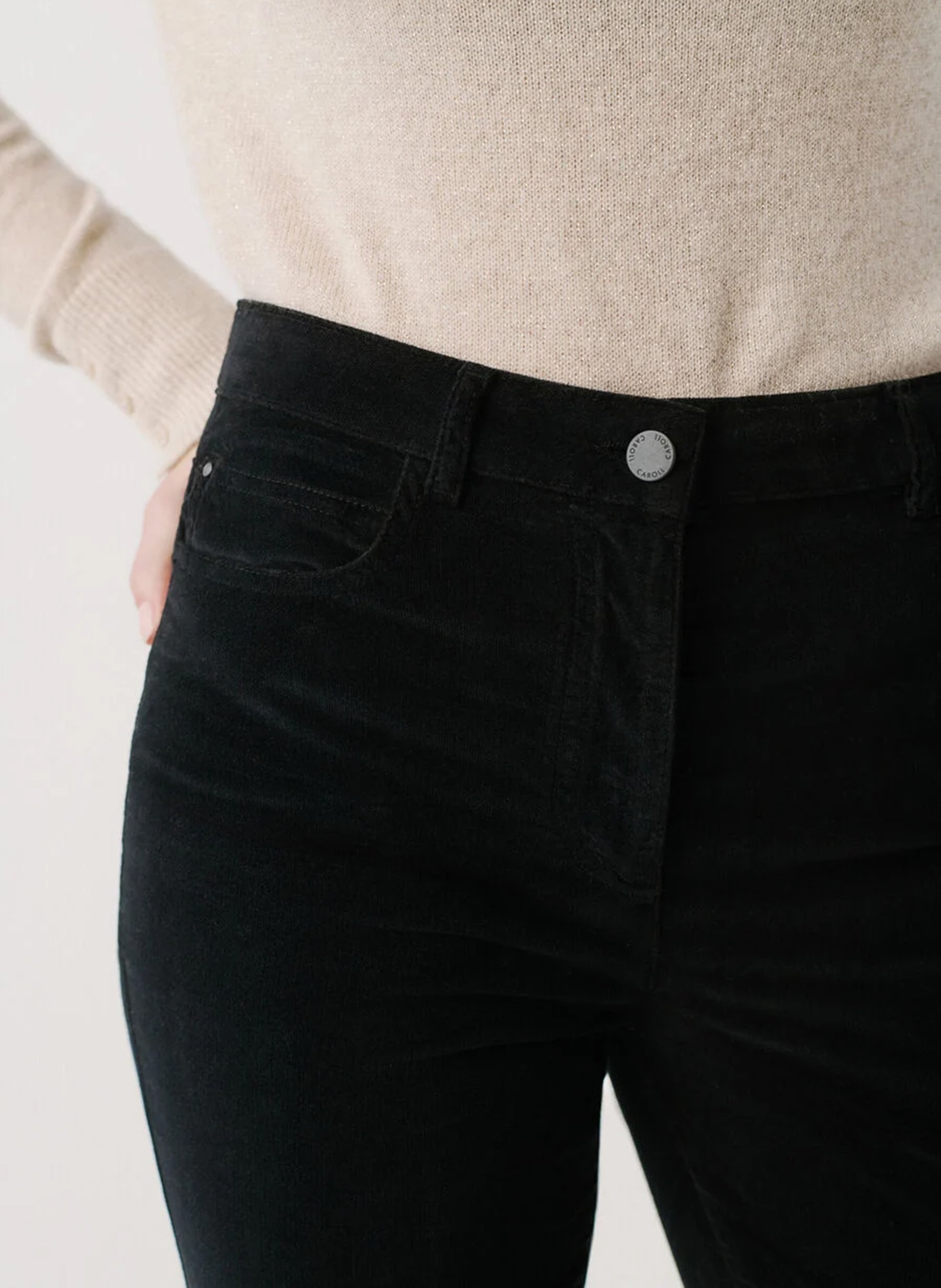 Smooth velvet slim-fit pants CAROLL Black
