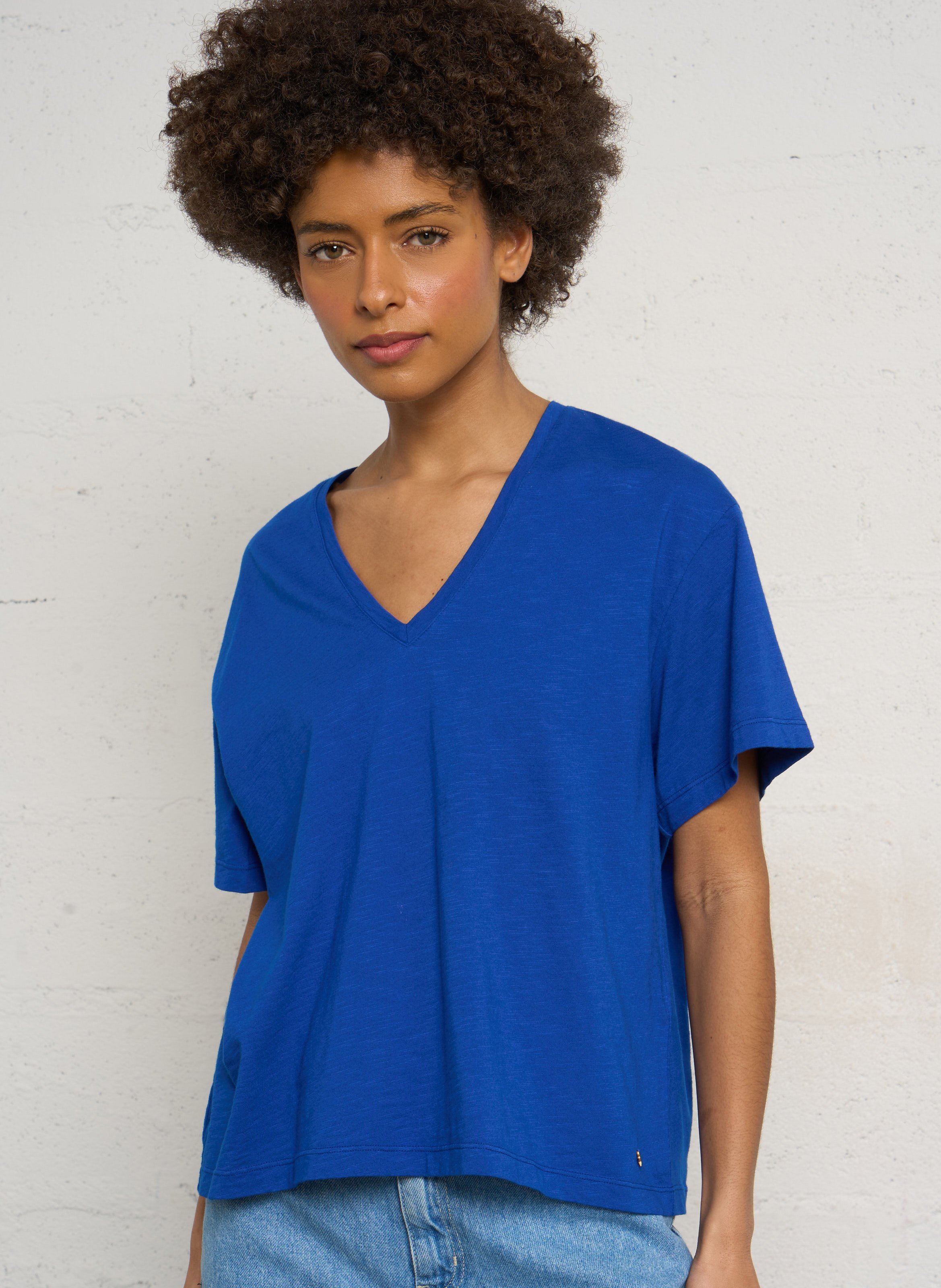 Weites Baumwoll-T-Shirt mit V-Ausschnitt DES PETITS HAUTS Blau
