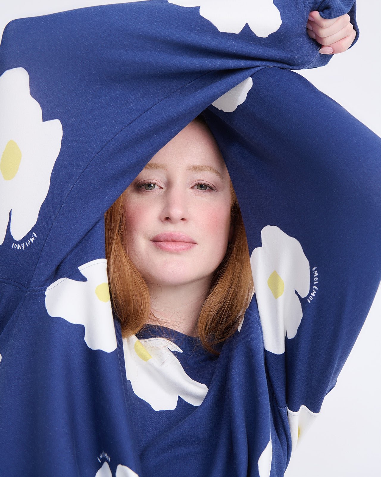 Organic cotton sweatshirt with floral print EMOI EMOI Blue