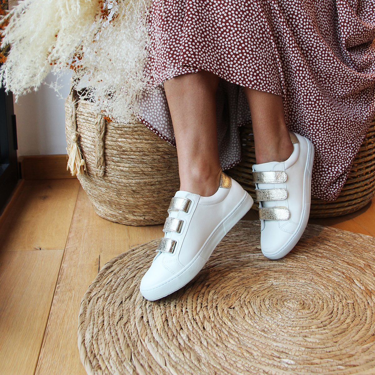 Smooth leather Velcro trainers JULES & JENN White