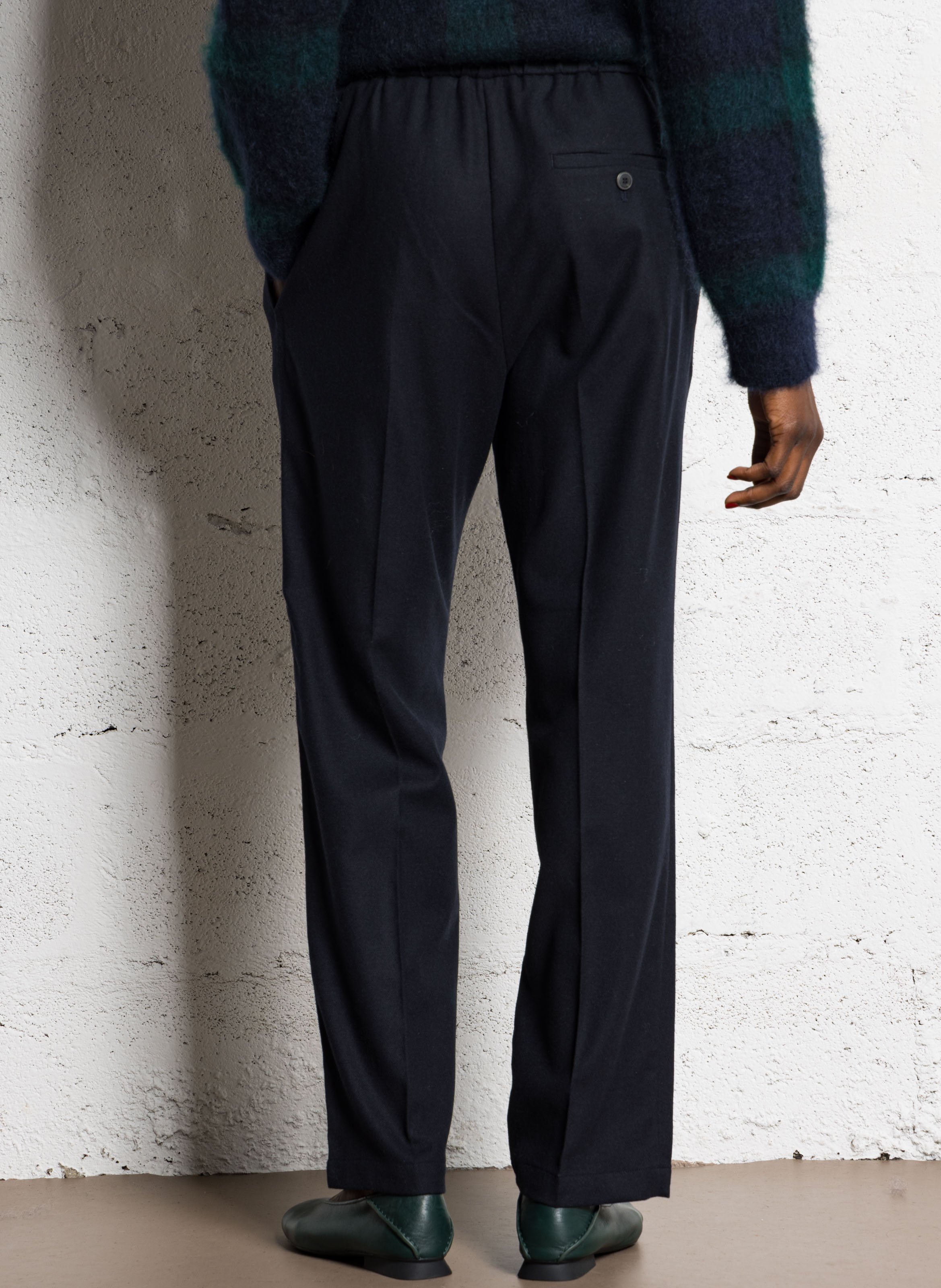 Pantalon carotte élastiqué uni POMANDERE Bleu