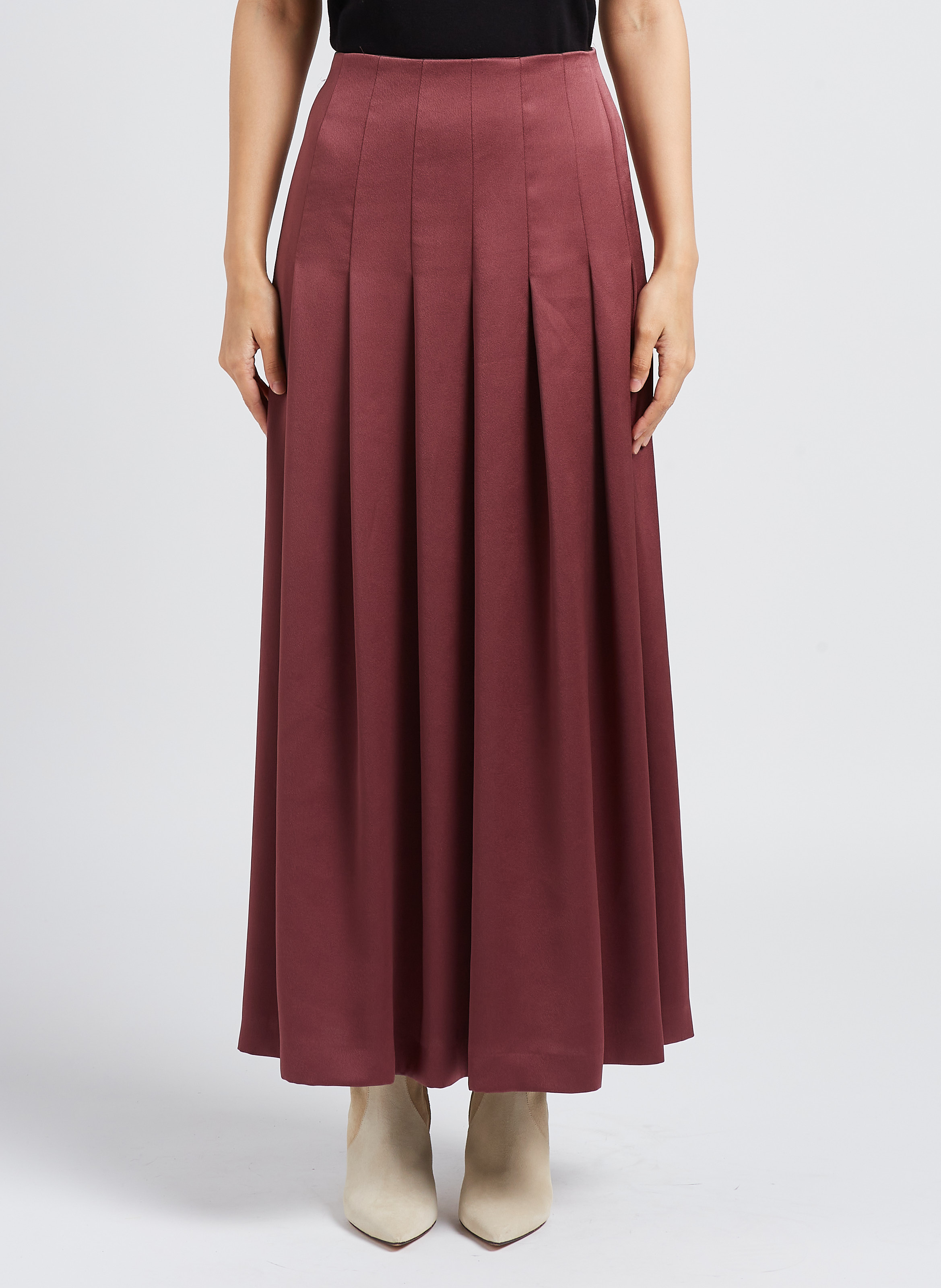 Langer, ausgestellter Satinrock LAURENCE BRAS Pflaume