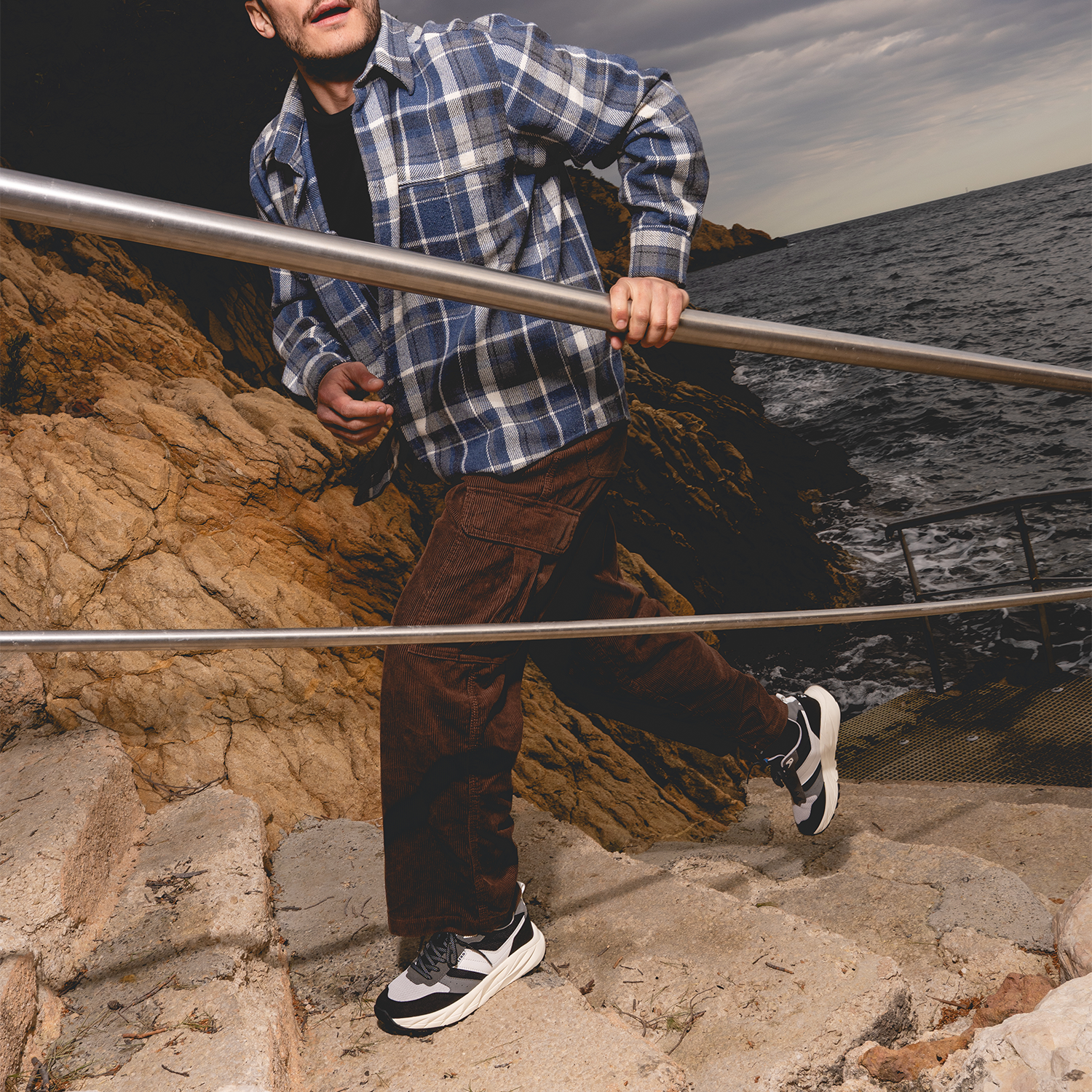 Baskets techniques et durables MEEKO Gris