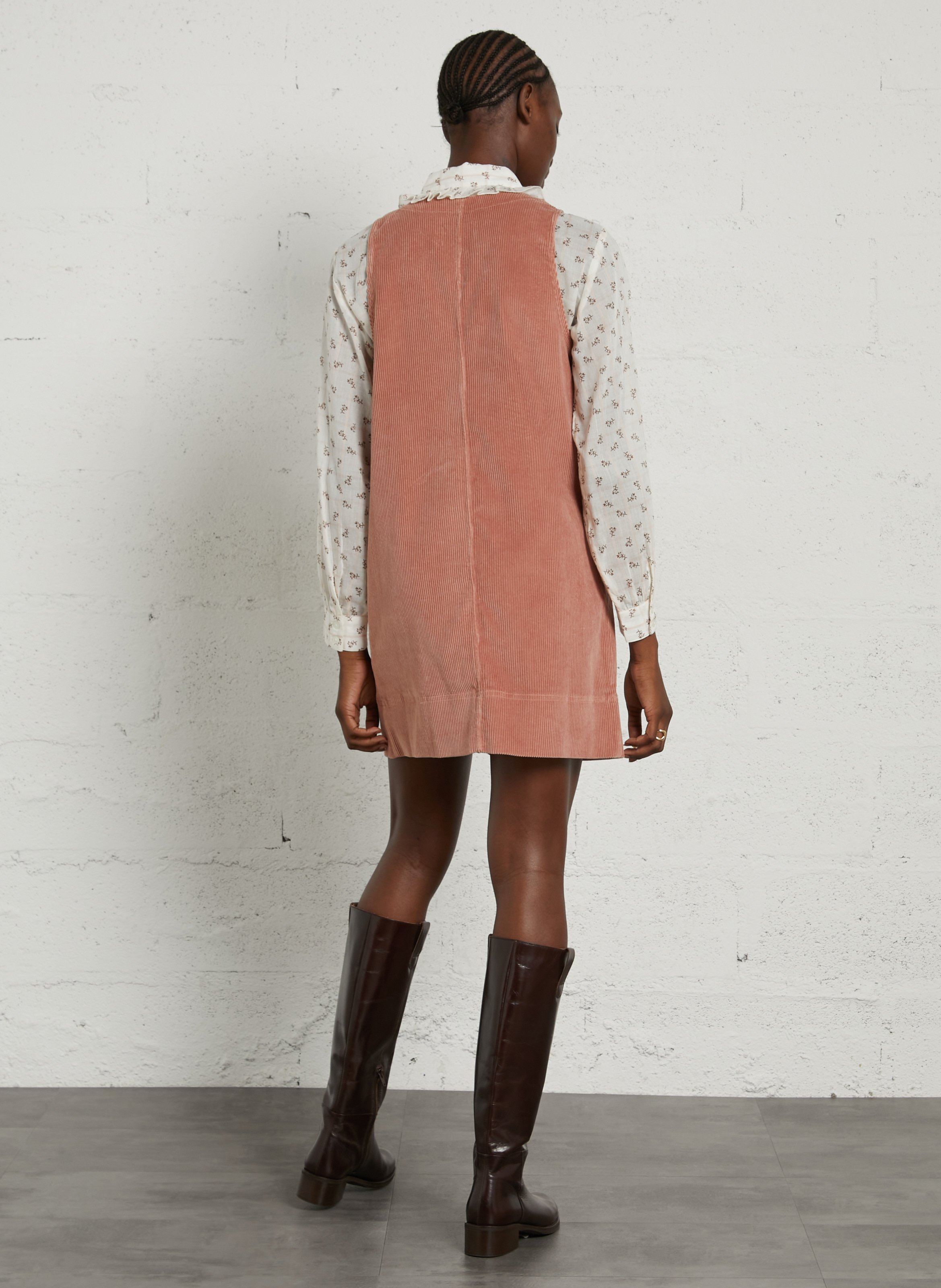 Kurzes Baumwollkleid mit V-Ausschnitt DES PETITS HAUTS Rosa