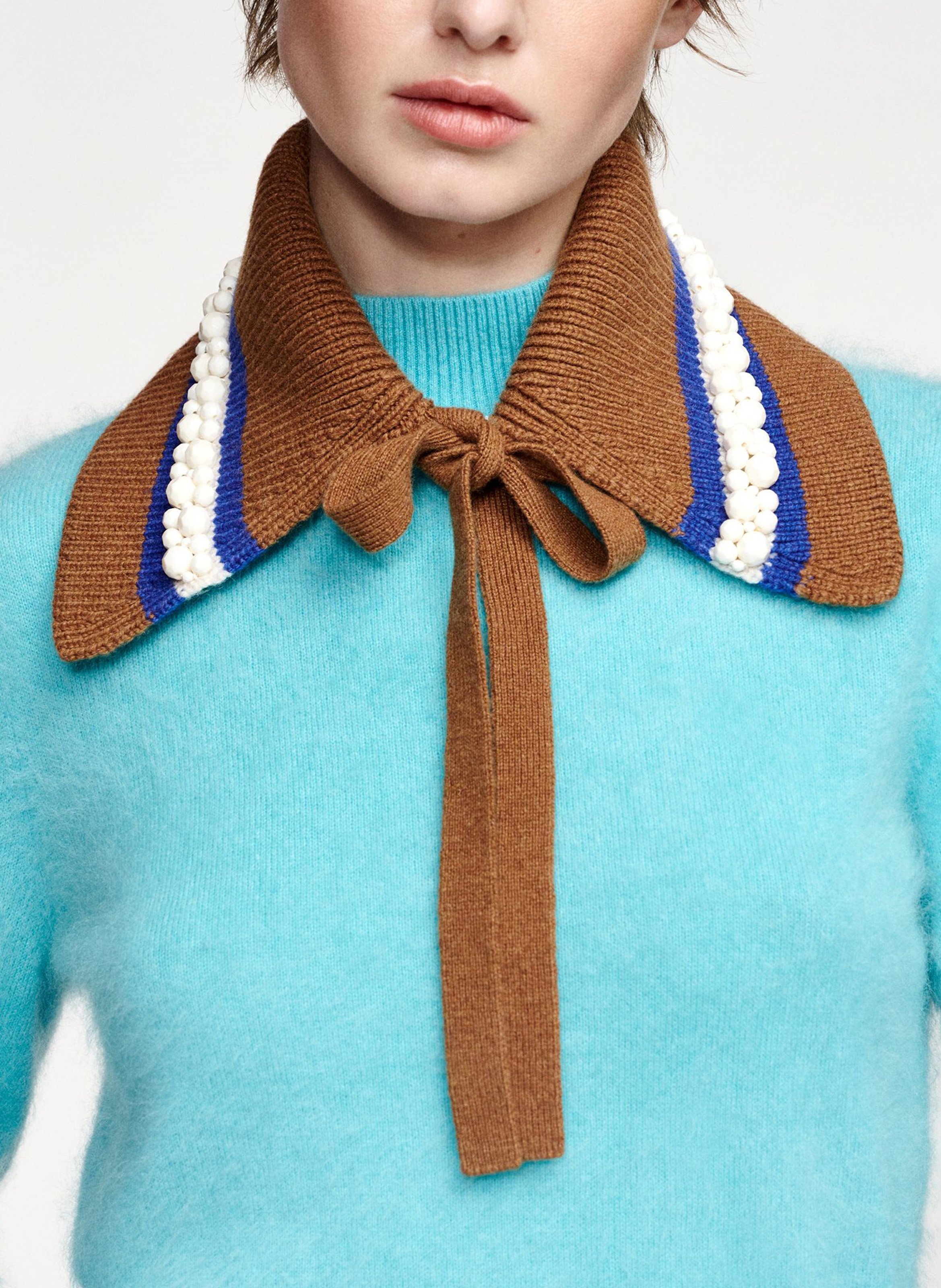 Removable tie-neck collar in a wool blend ESSENTIEL ANTWERP Brown