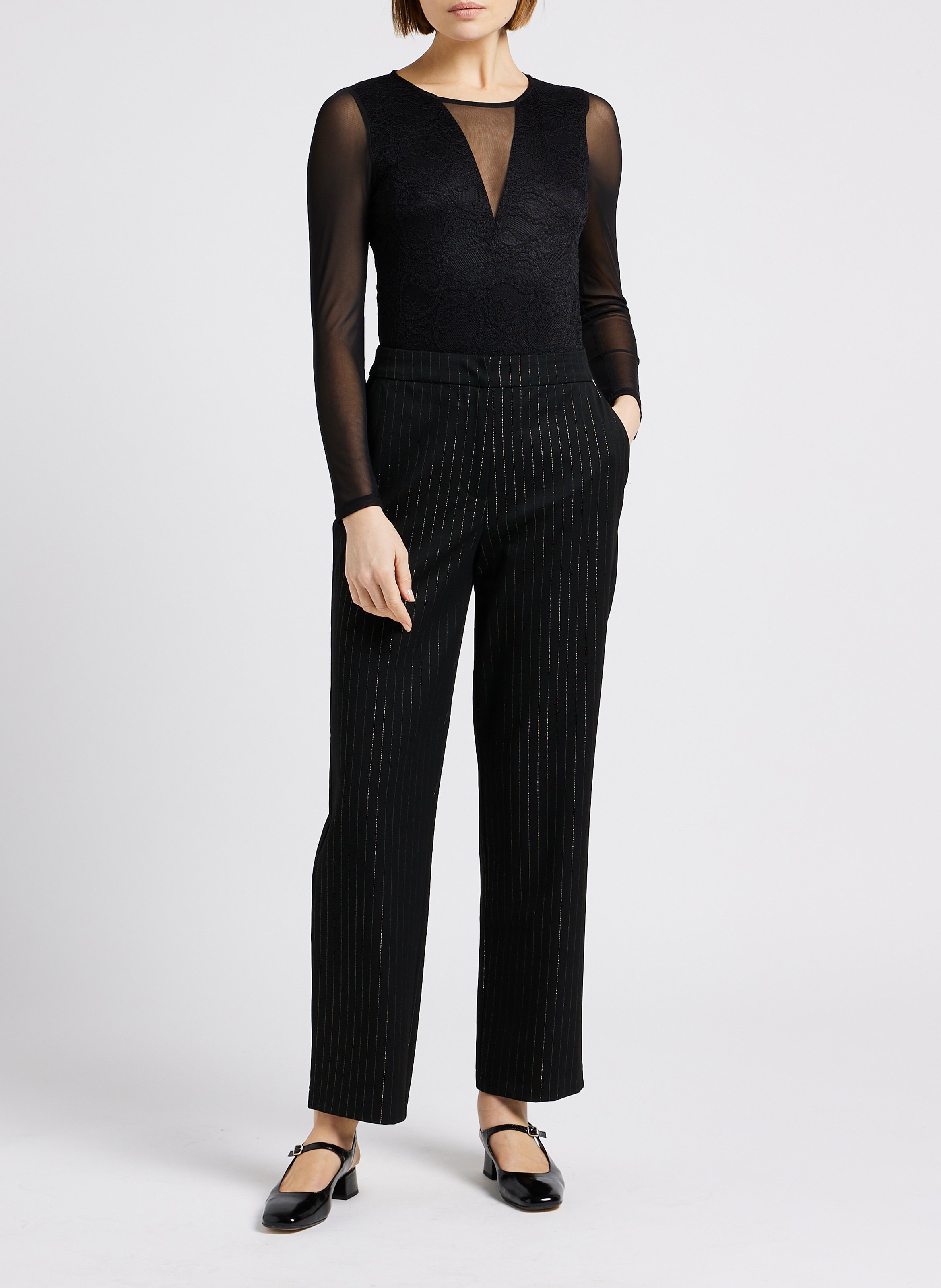 Gerade geschnittene Bundfaltenhose mit Streifen VILA Schwarz