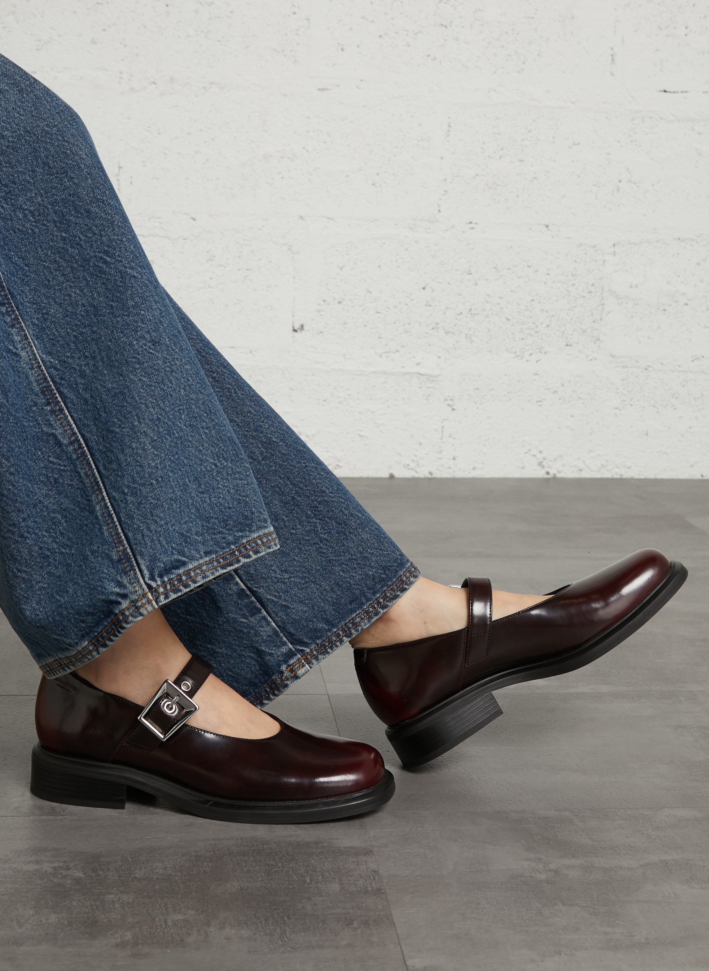 Leather Mary Janes VAGABOND Red
