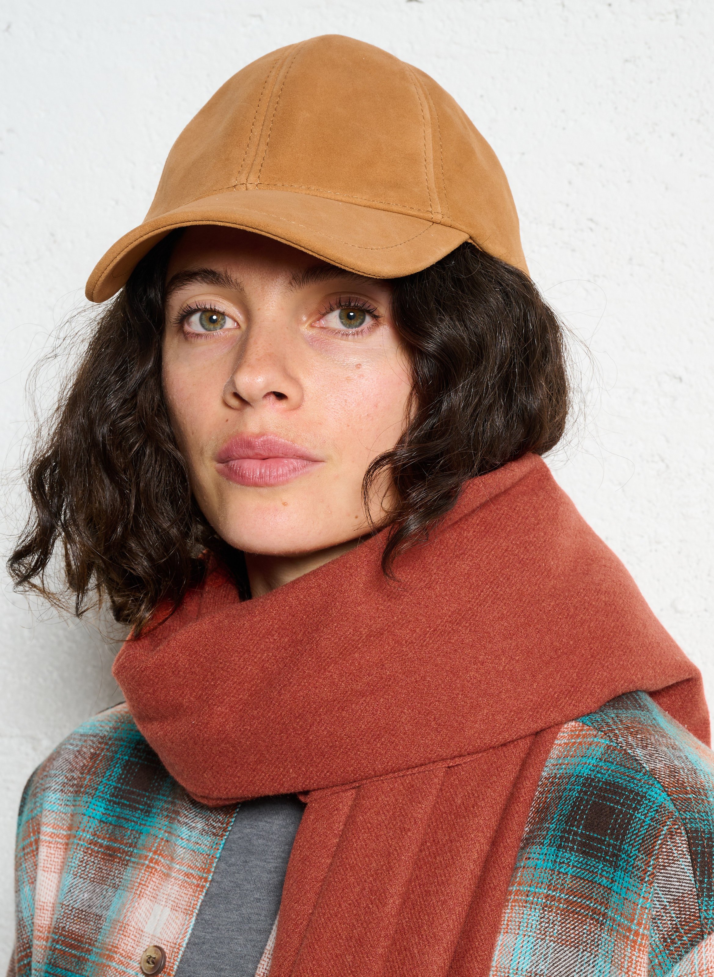 Suede leather cap MAISON 123 Beige