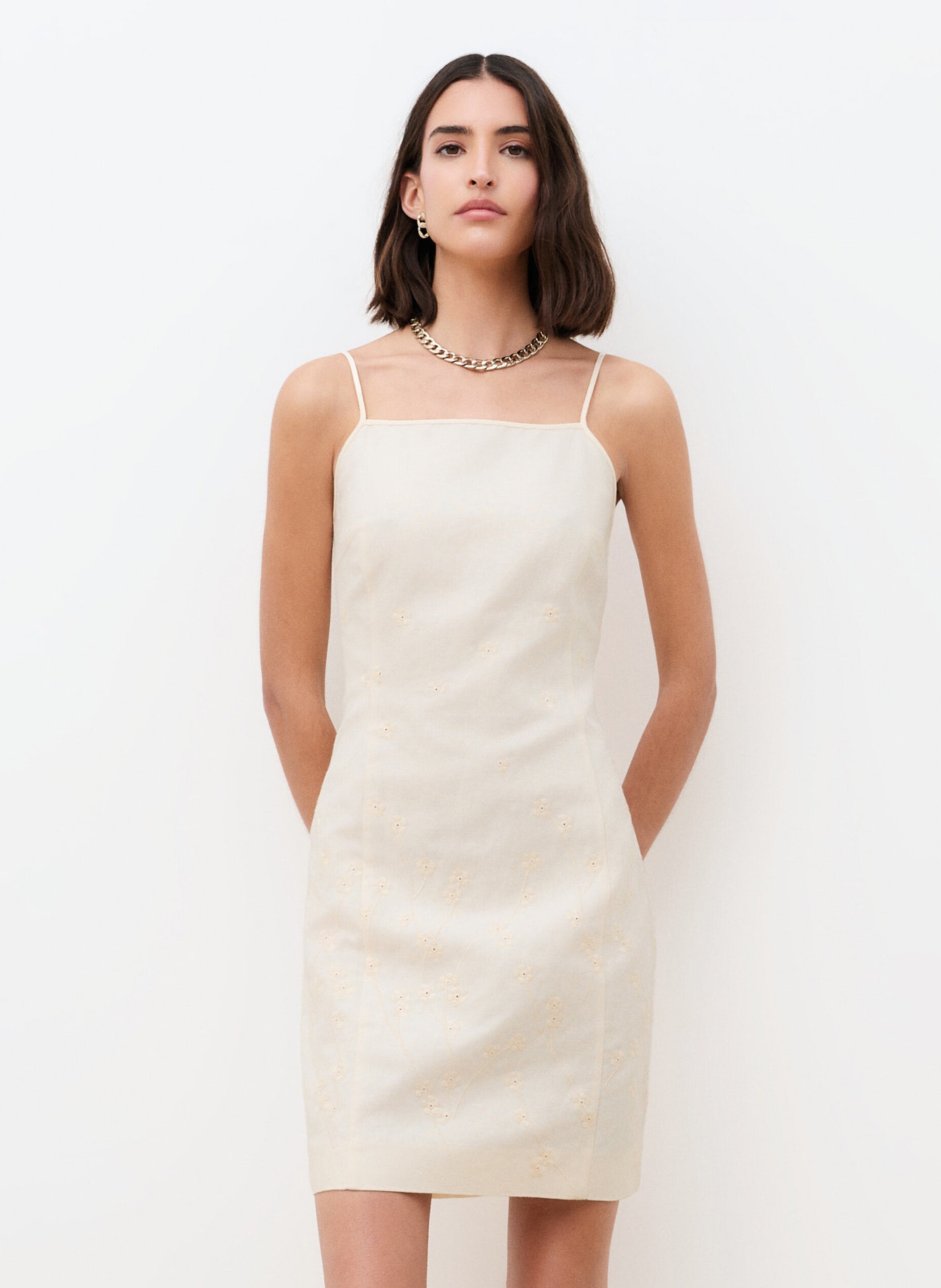 Kurzes Kleid mit Blumenstickereien CAROLL Beige