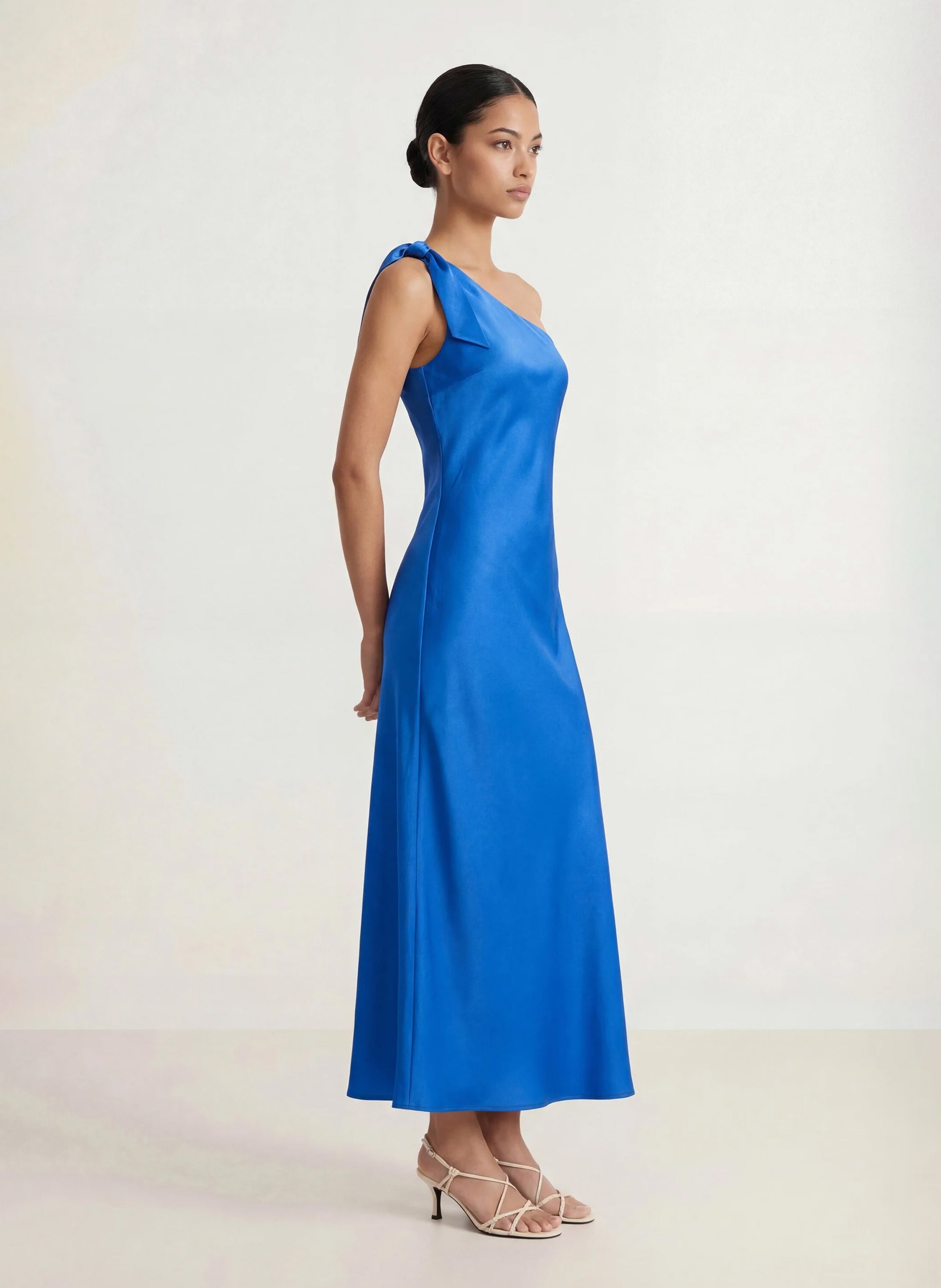 Robe longue satinée KOOKAI Bleu