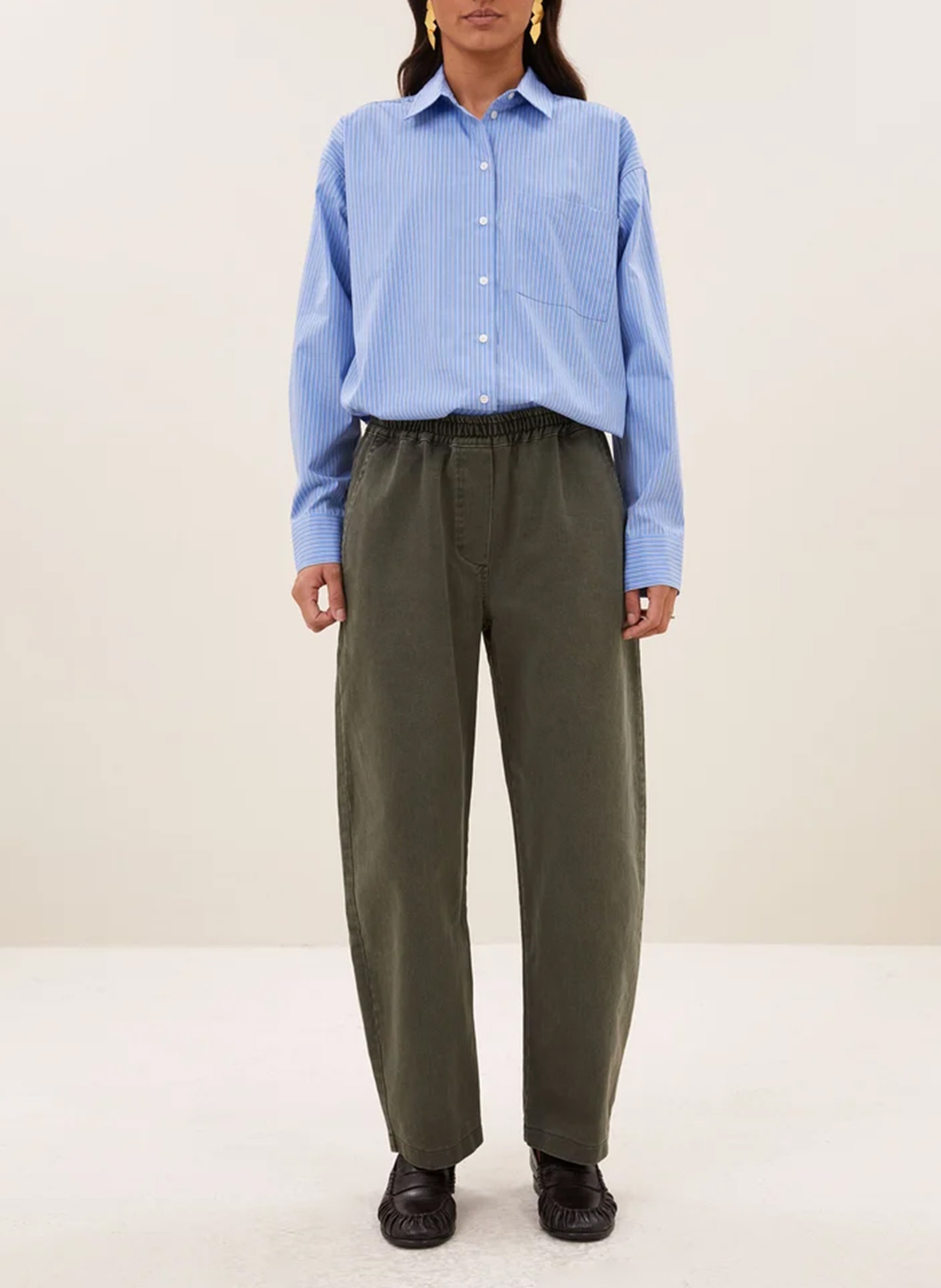 Pantalon droit uni élastiqué BY BAR Vert