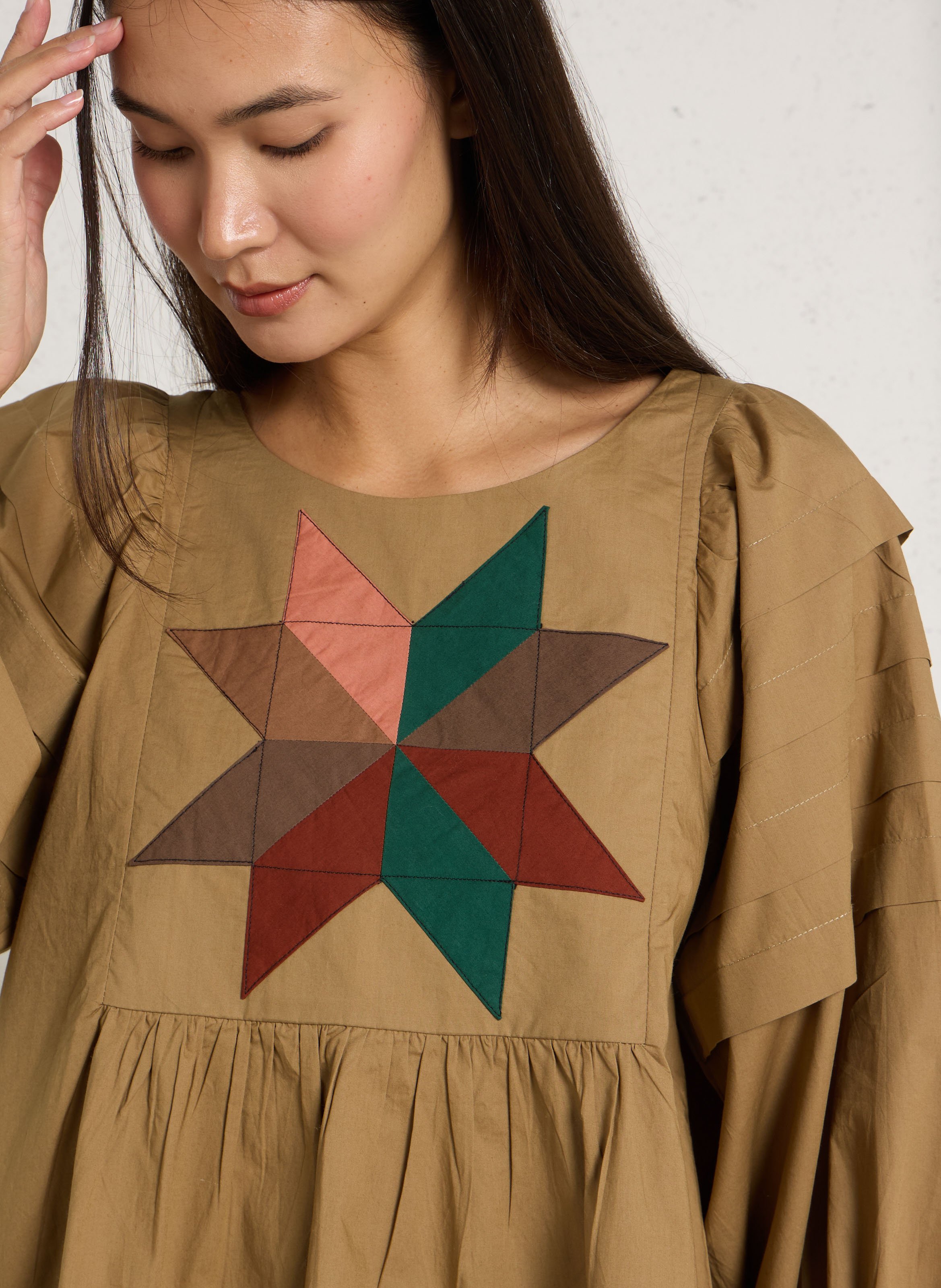 Ruim geborduurde blouse van biologisch katoen LEON & HARPER Beige